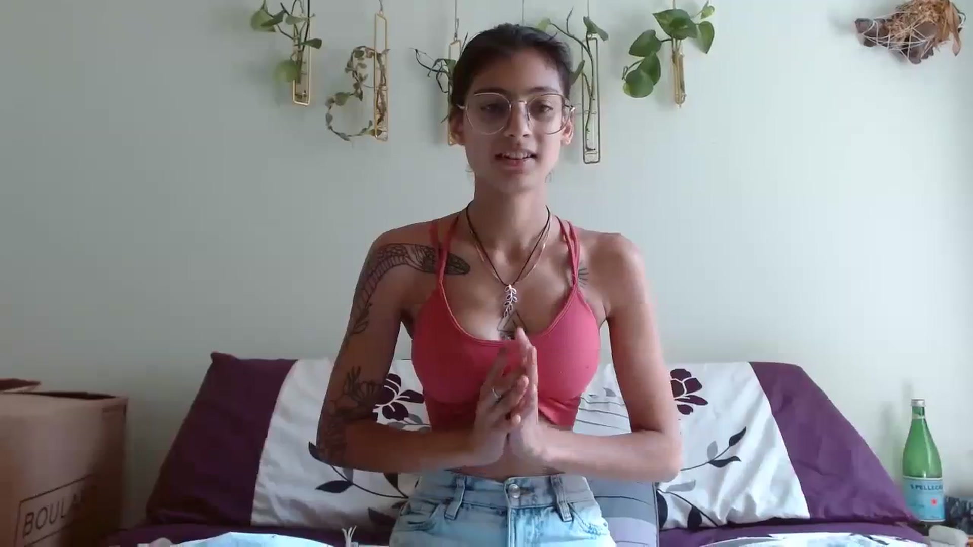 Gallery image thumbnail from PhantomGray's myfreecams stream on, 08/17/2023, 21:36 image 12 of 20