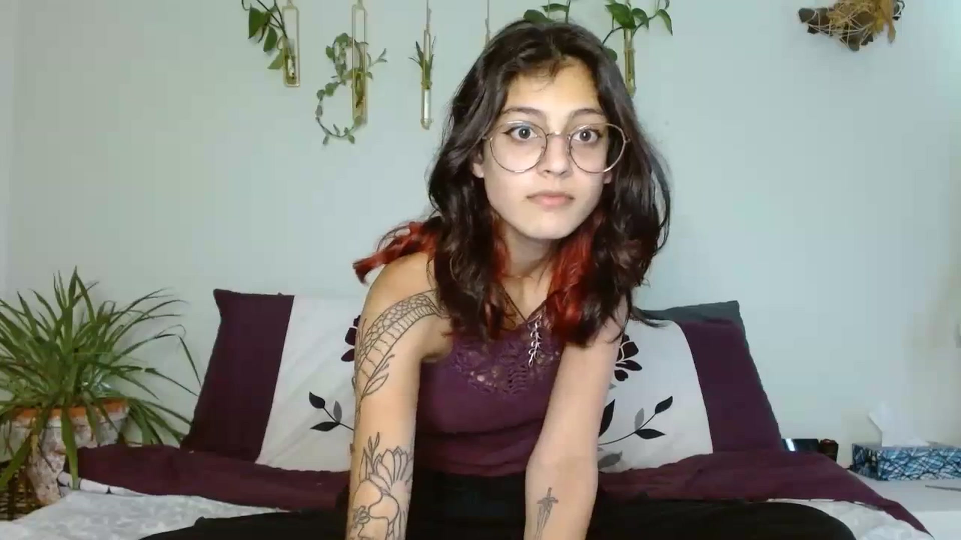 Gallery image thumbnail from PhantomGray's myfreecams stream on, 10/03/2023, 22:52 image 16 of 20