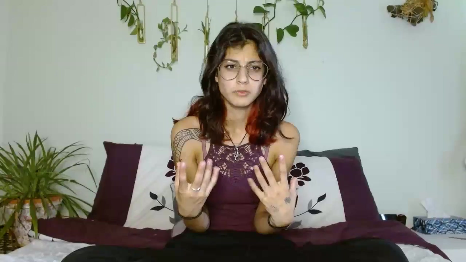 Gallery image thumbnail from PhantomGray's myfreecams stream on, 10/03/2023, 22:52 image 18 of 20