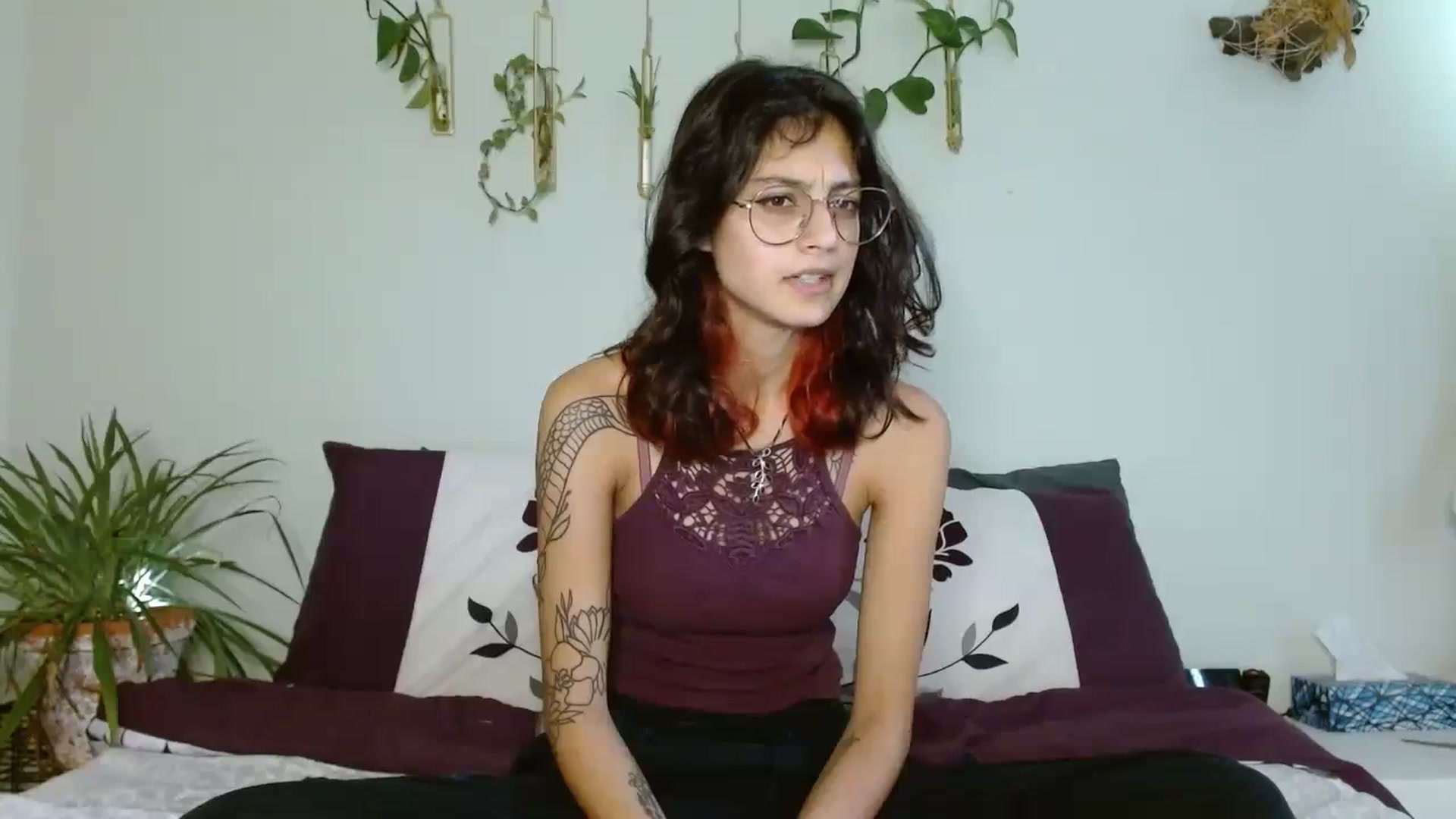 Gallery image thumbnail from PhantomGray's myfreecams stream on, 10/03/2023, 22:52 image 15 of 20