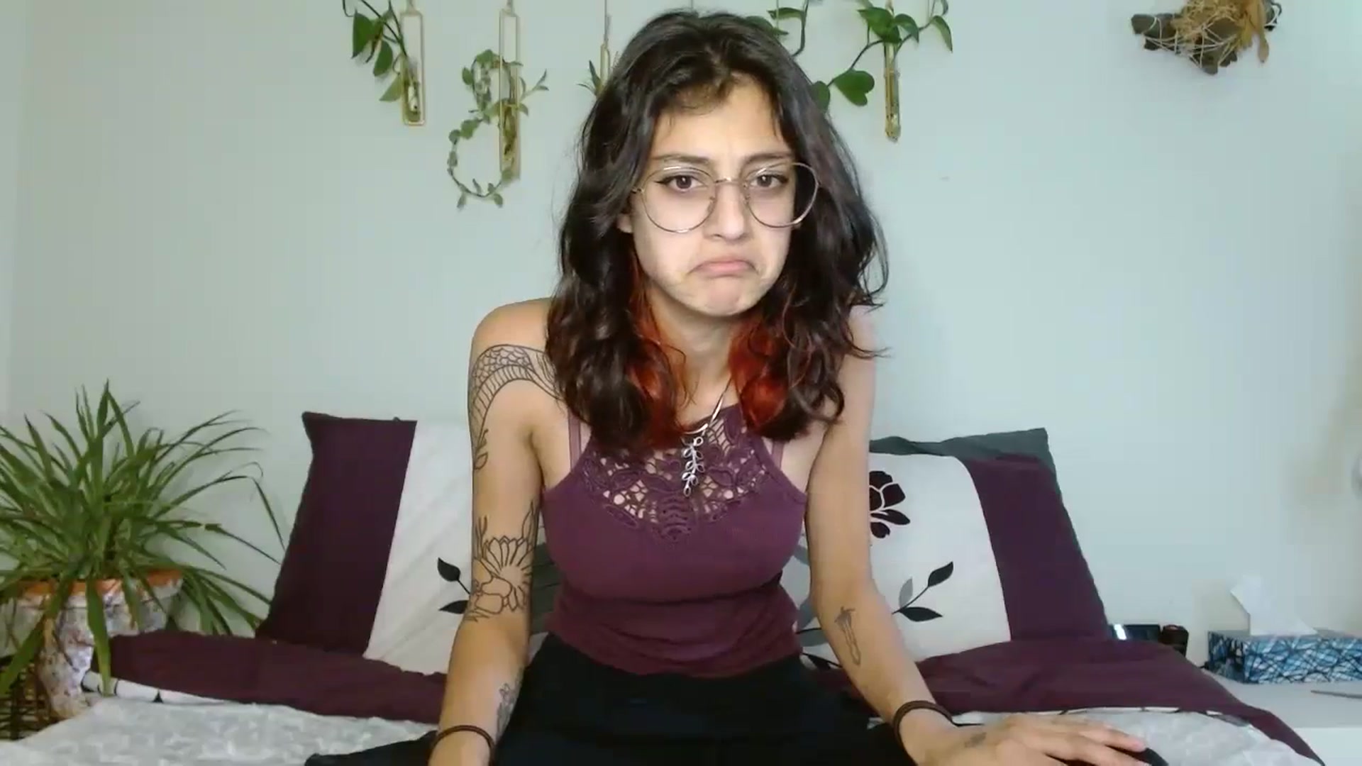 Gallery image thumbnail from PhantomGray's myfreecams stream on, 10/03/2023, 22:52 image 9 of 20