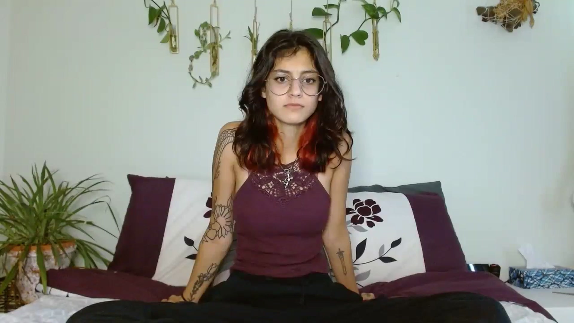 Gallery image thumbnail from PhantomGray's myfreecams stream on, 10/03/2023, 22:52 image 12 of 20
