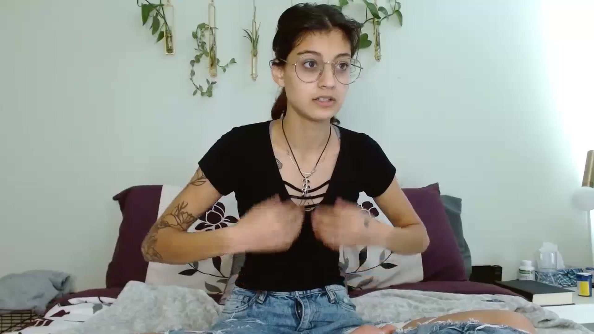 Gallery image thumbnail from PhantomGray's myfreecams stream on, 10/27/2023, 19:48 image 19 of 20