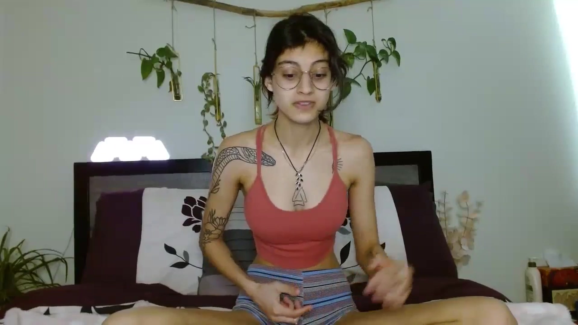Gallery image thumbnail from PhantomGray's myfreecams stream on, 03/25/2024, 17:12 image 20 of 20
