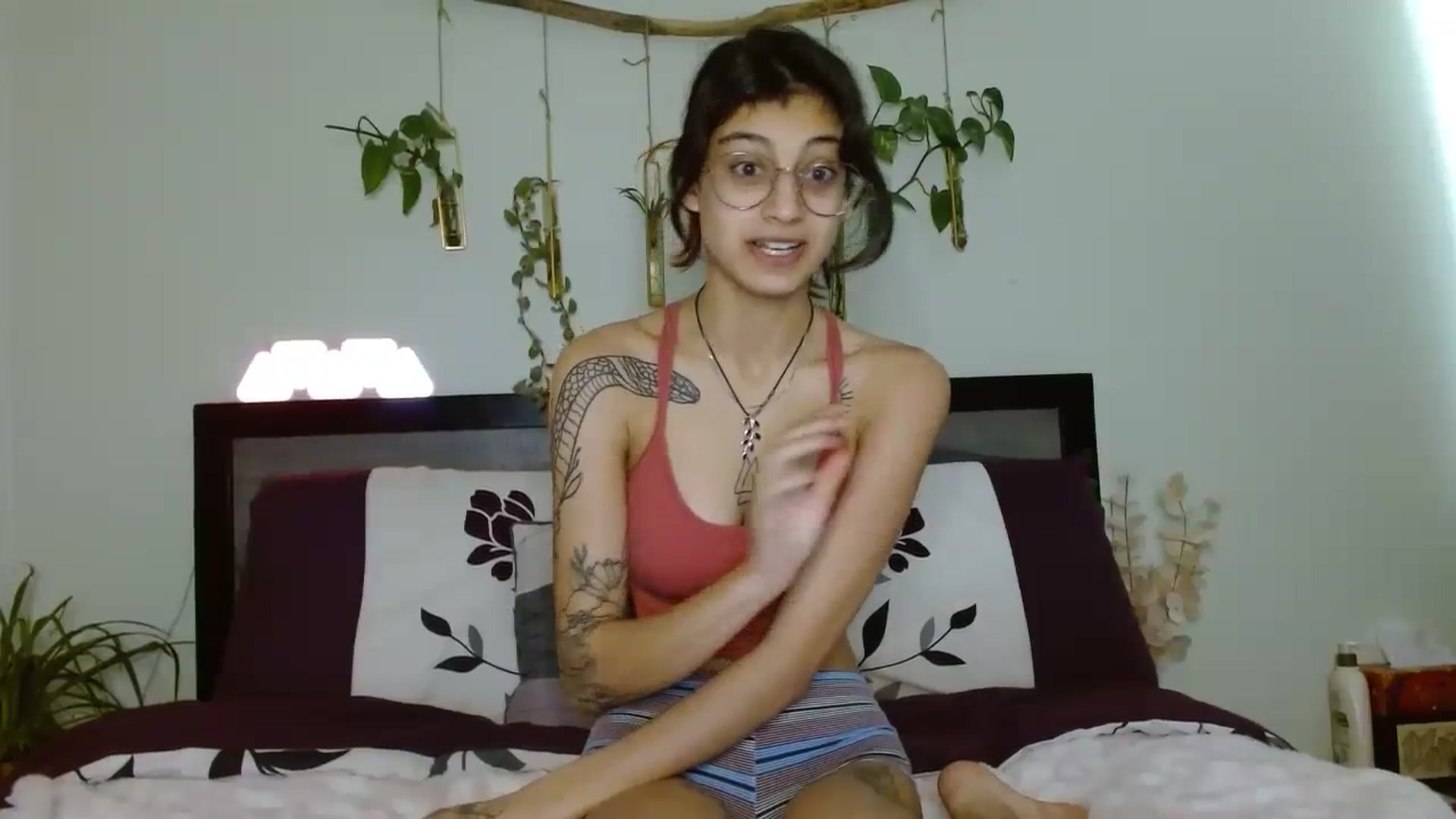 Gallery image thumbnail from PhantomGray's myfreecams stream on, 03/25/2024, 17:12 image 2 of 20