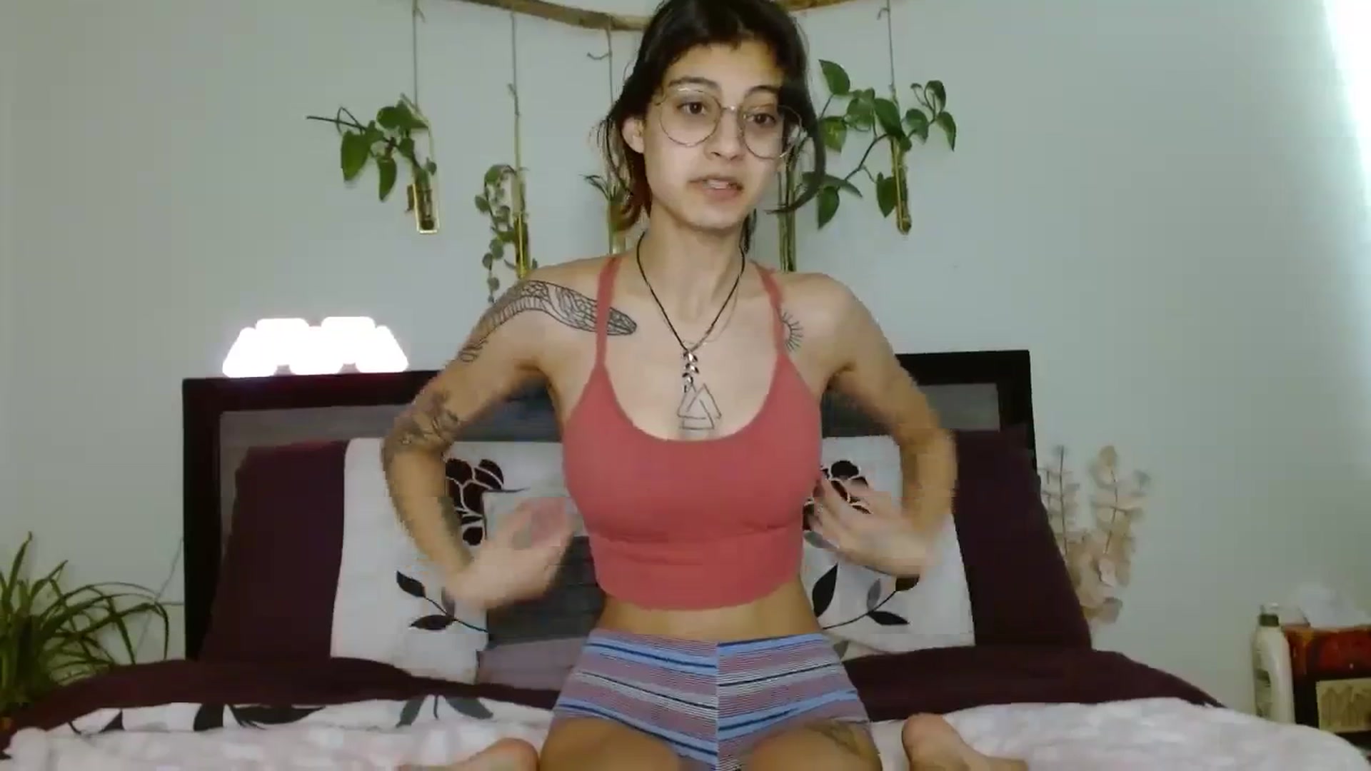 Gallery image thumbnail from PhantomGray's myfreecams stream on, 03/25/2024, 17:12 image 6 of 20
