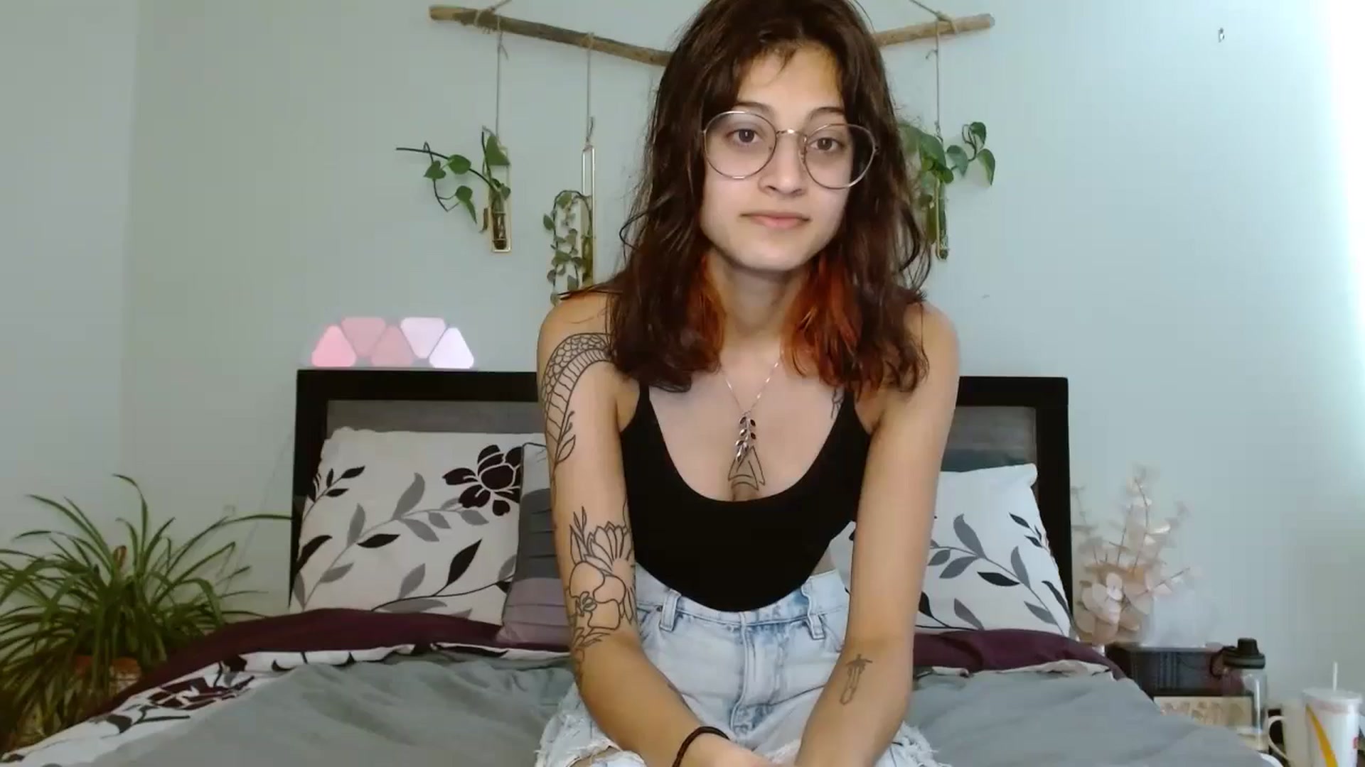 Gallery image thumbnail from PhantomGray's myfreecams stream on, 06/04/2024, 22:08 image 18 of 20