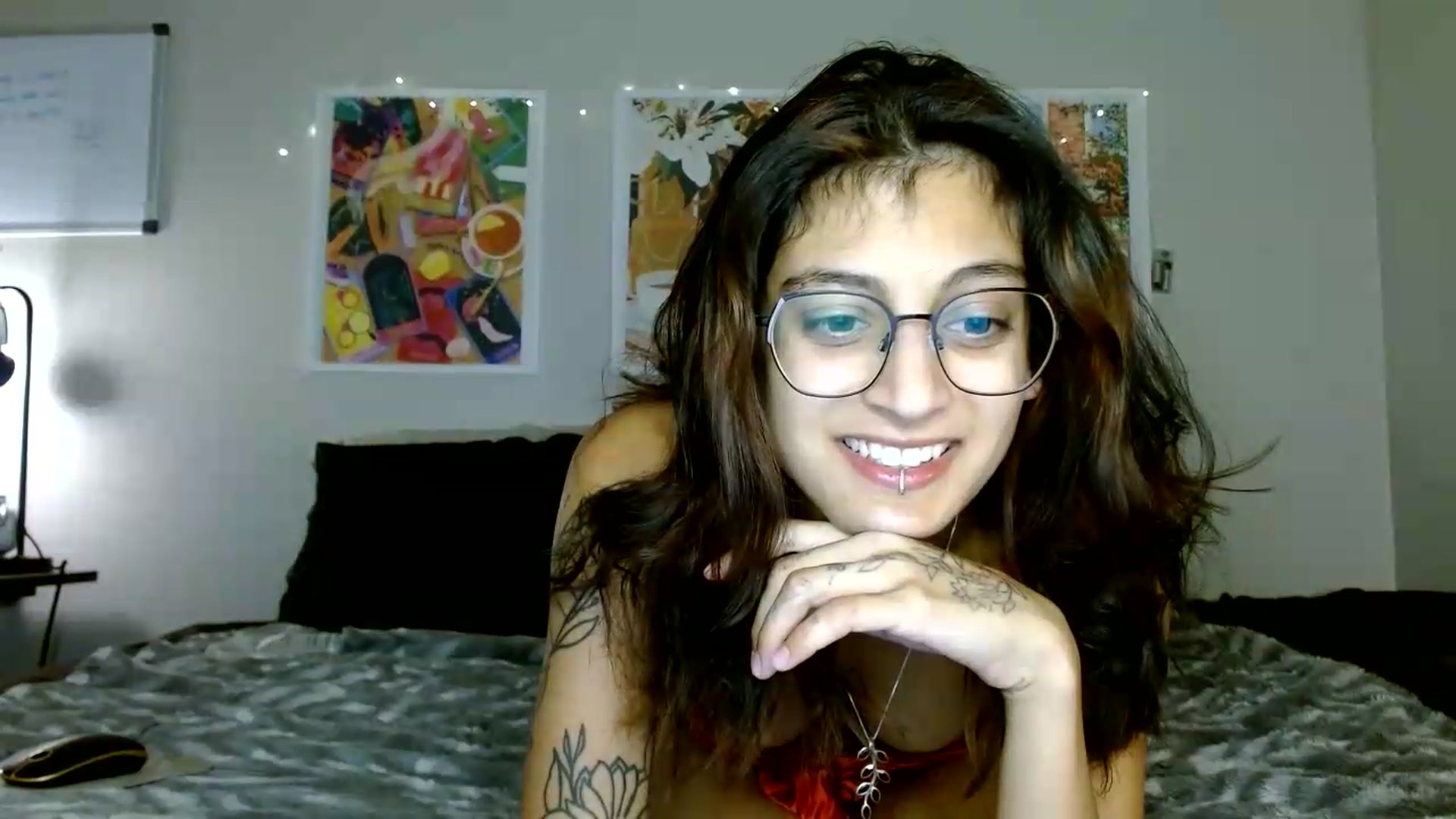 Gallery image thumbnail from PhantomGray's myfreecams stream on, 09/11/2026, 03:04 image 5 of 20