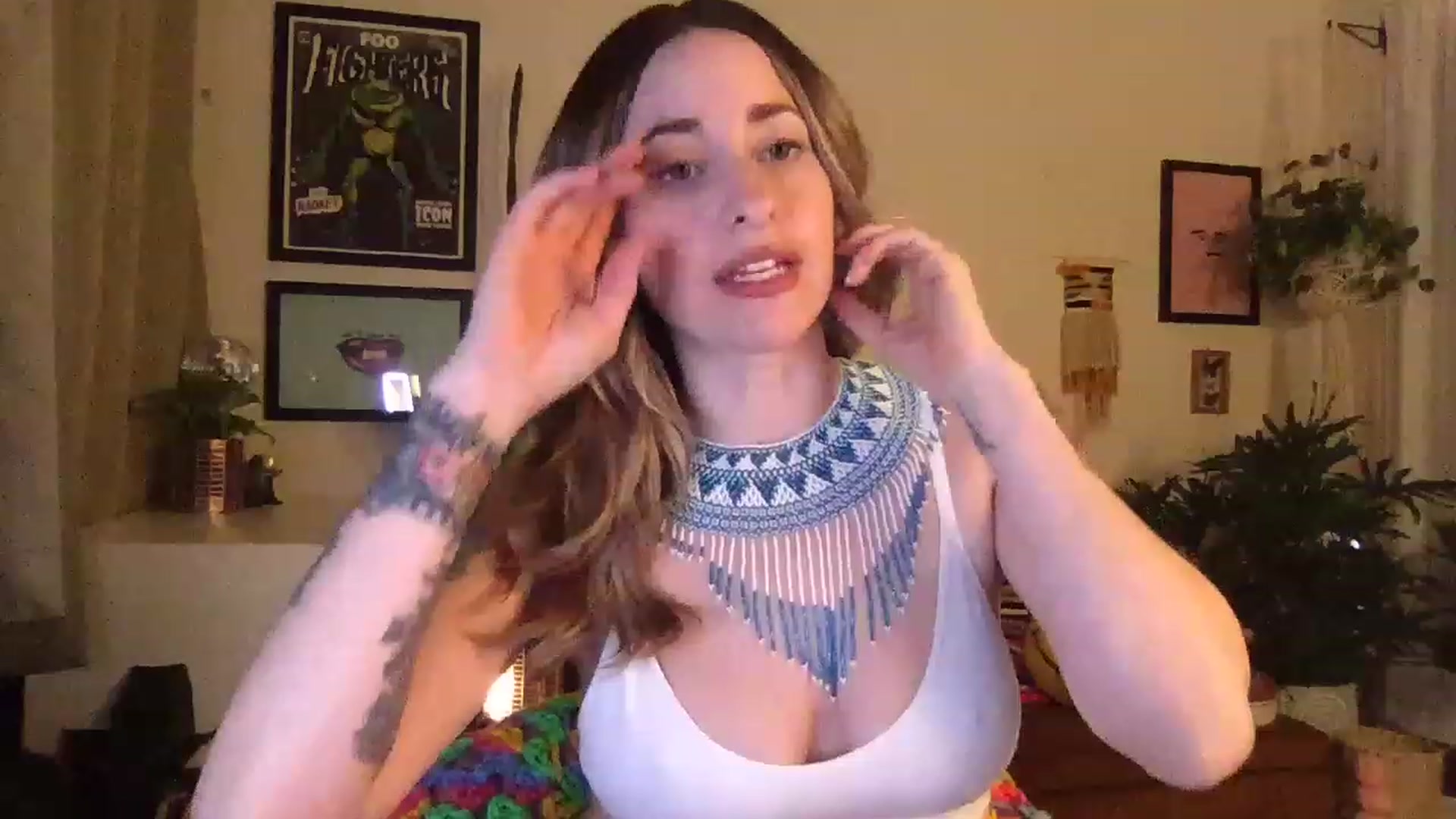 Gallery image thumbnail from PhoebeWoods's myfreecams stream on, 02/13/2023, 02:34 image 8 of 20