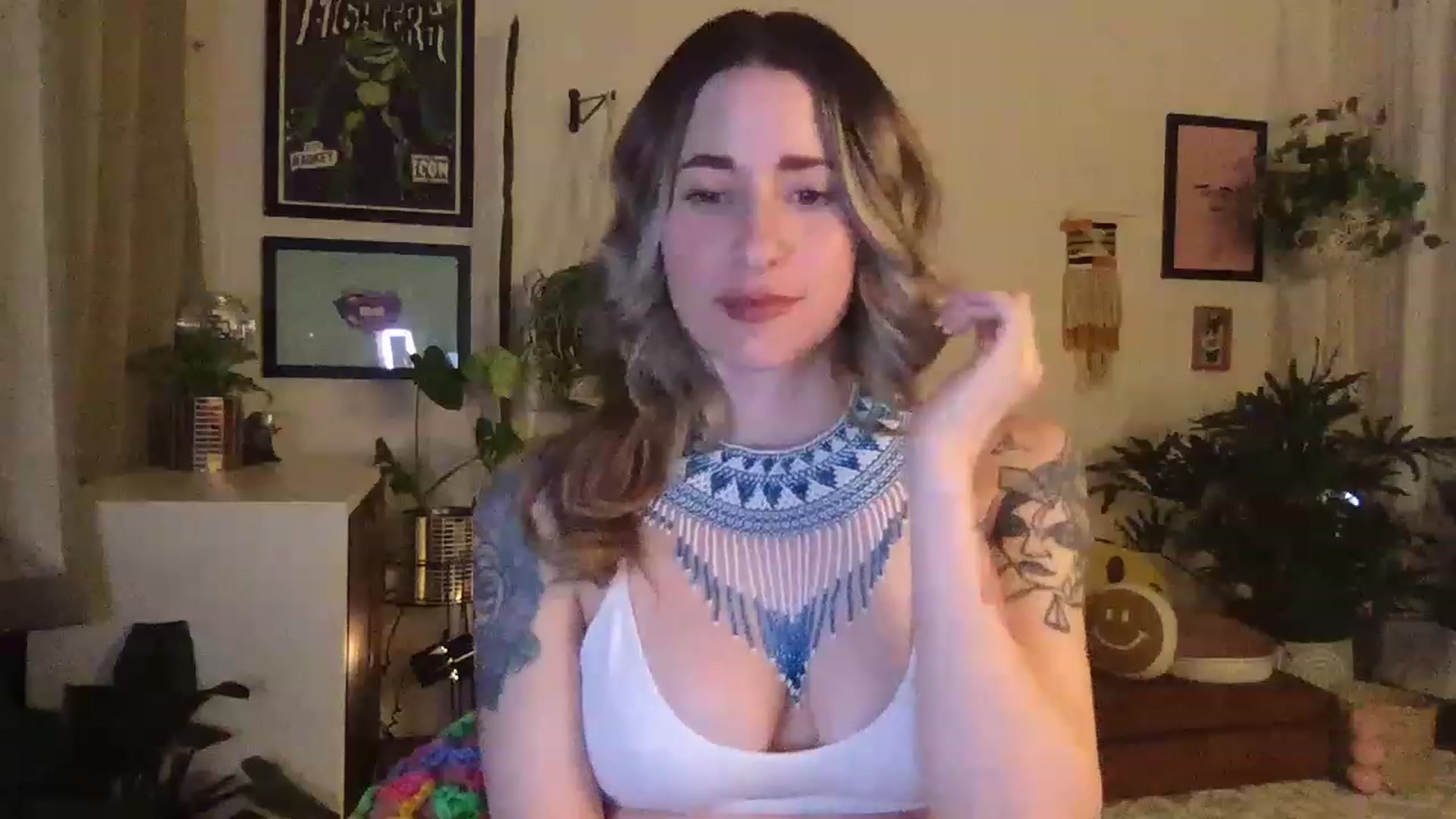 Gallery image thumbnail from PhoebeWoods's myfreecams stream on, 02/13/2023, 02:34 image 16 of 20