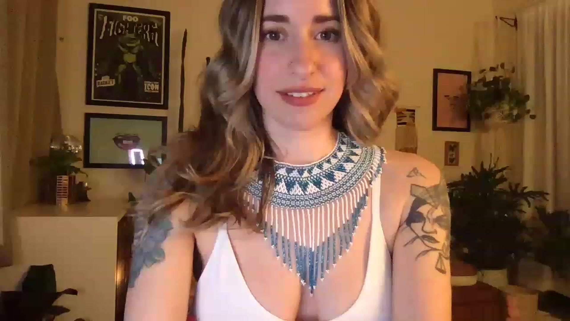 Gallery image thumbnail from PhoebeWoods's myfreecams stream on, 02/13/2023, 02:34 image 20 of 20