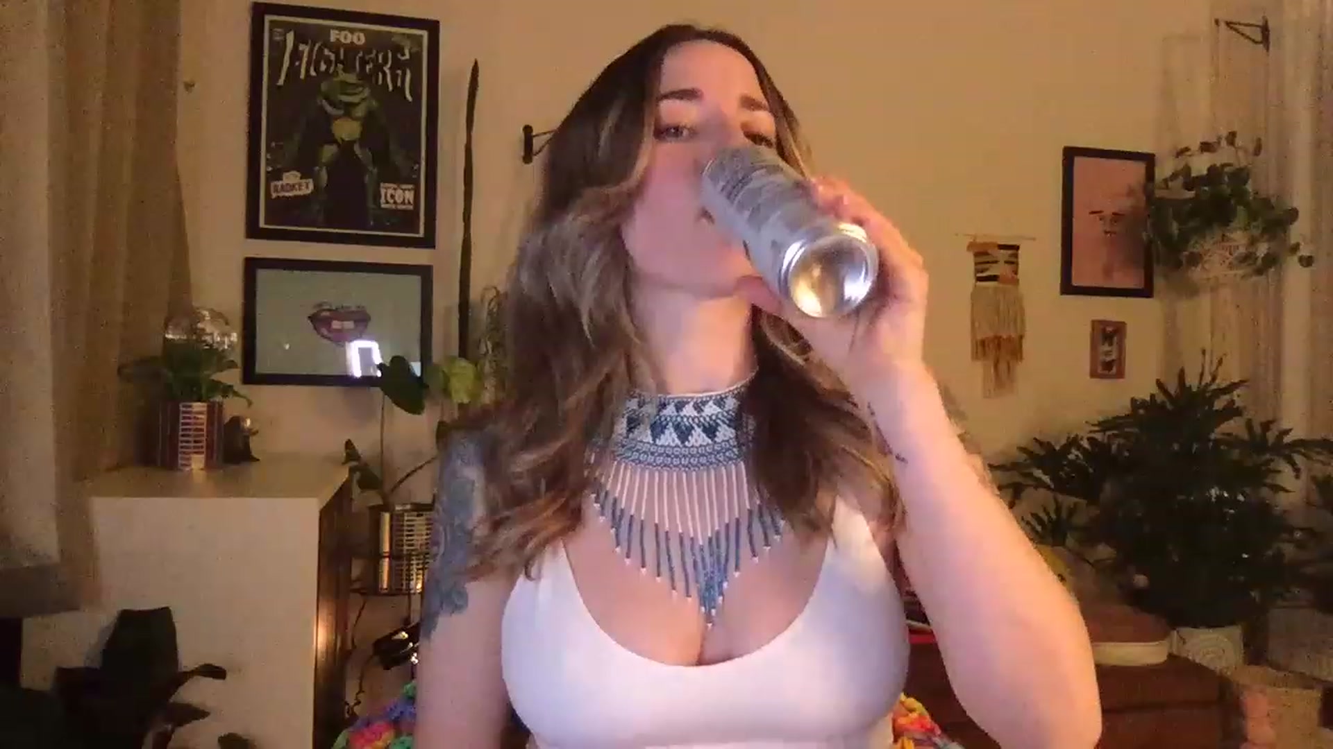 Gallery image thumbnail from PhoebeWoods's myfreecams stream on, 02/13/2023, 02:34 image 11 of 20