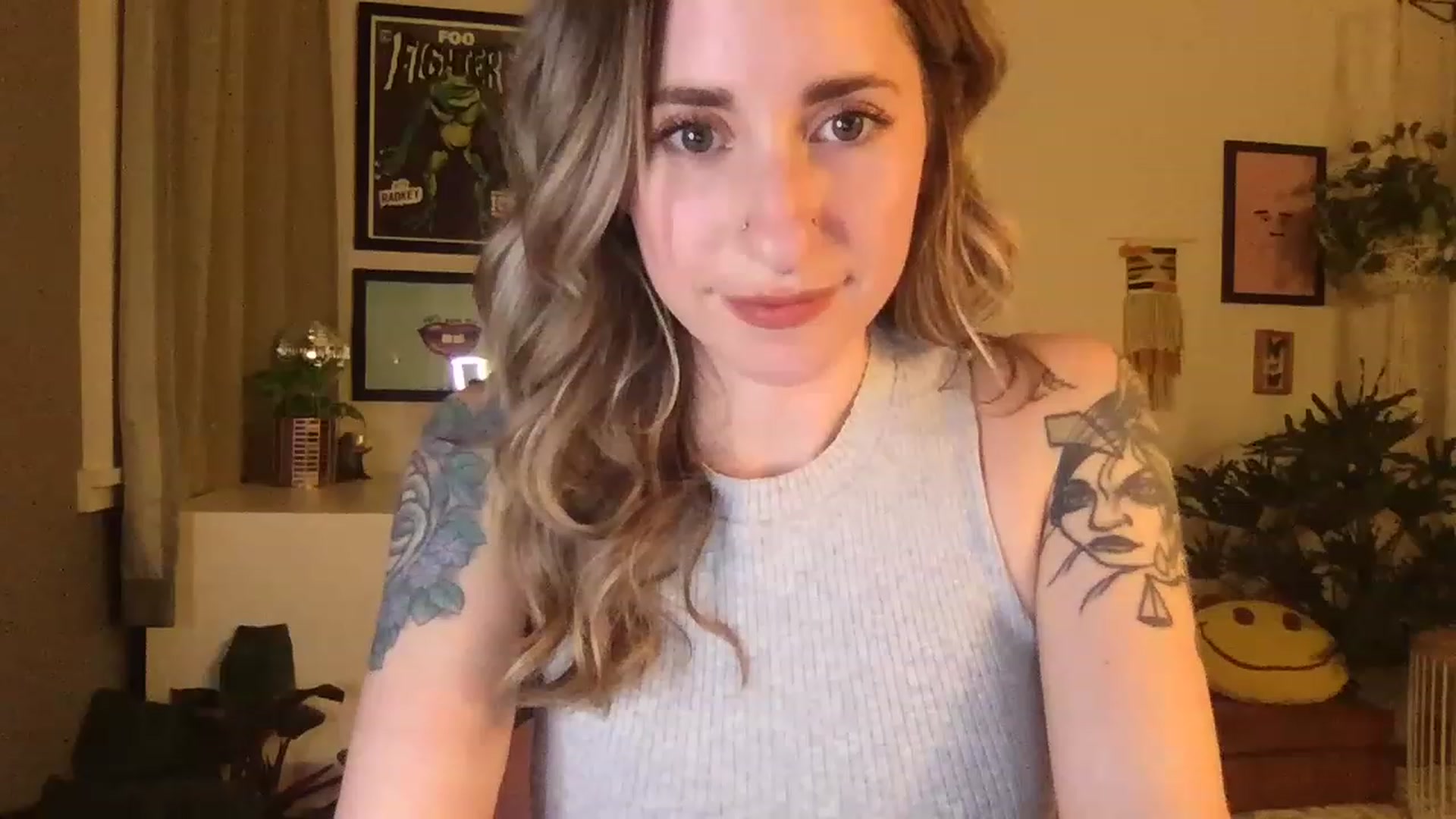 Gallery image thumbnail from PhoebeWoods's myfreecams stream on, 02/16/2023, 04:35 image 6 of 20
