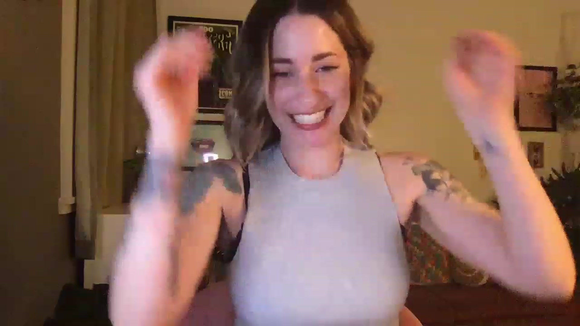 Gallery image thumbnail from PhoebeWoods's myfreecams stream on, 02/16/2023, 04:35 image 3 of 20