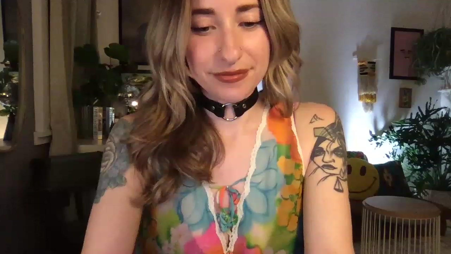 Gallery image thumbnail from PhoebeWoods's myfreecams stream on, 02/23/2023, 03:36 image 11 of 20