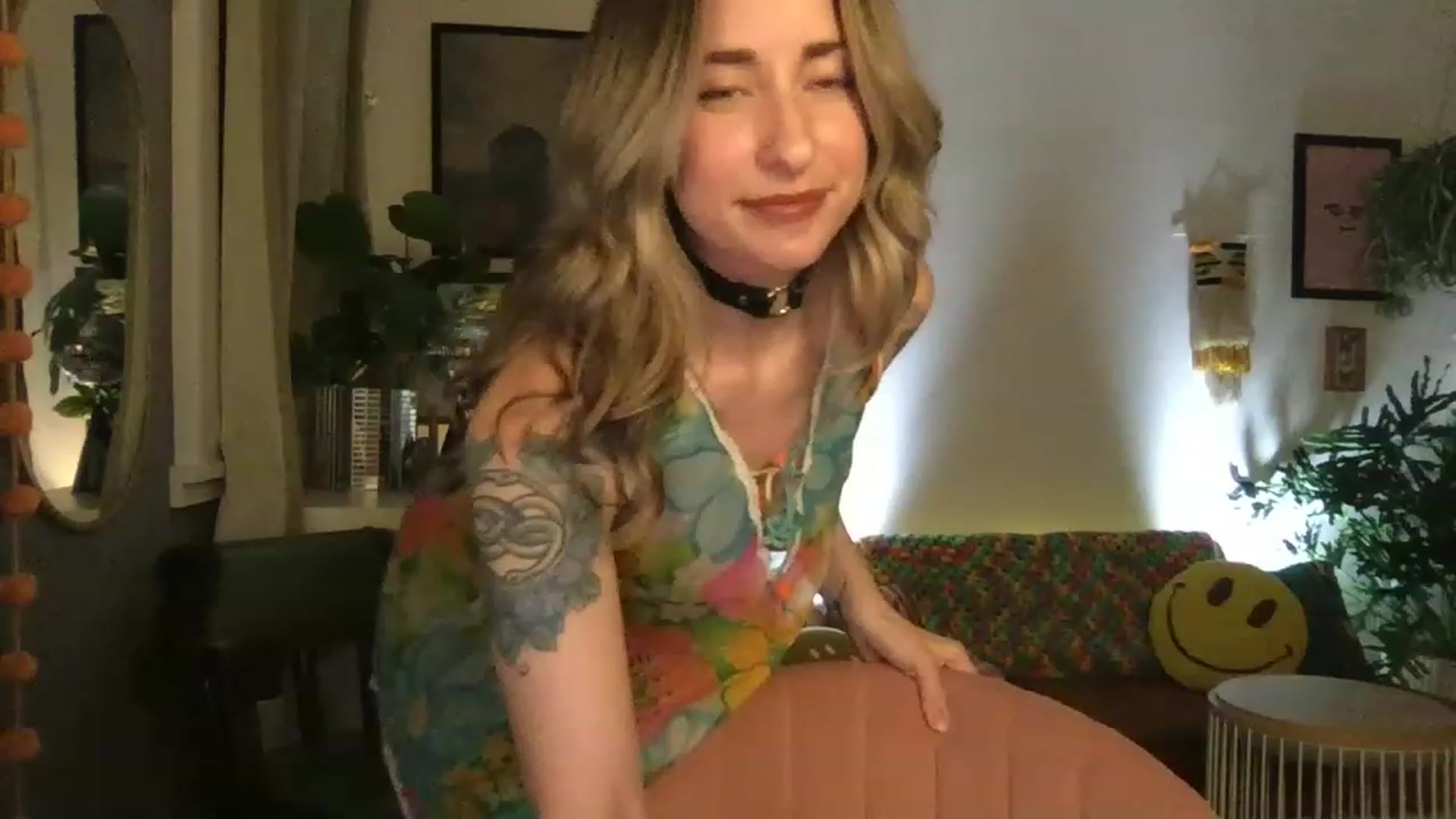 Gallery image thumbnail from PhoebeWoods's myfreecams stream on, 02/23/2023, 03:36 image 1 of 20
