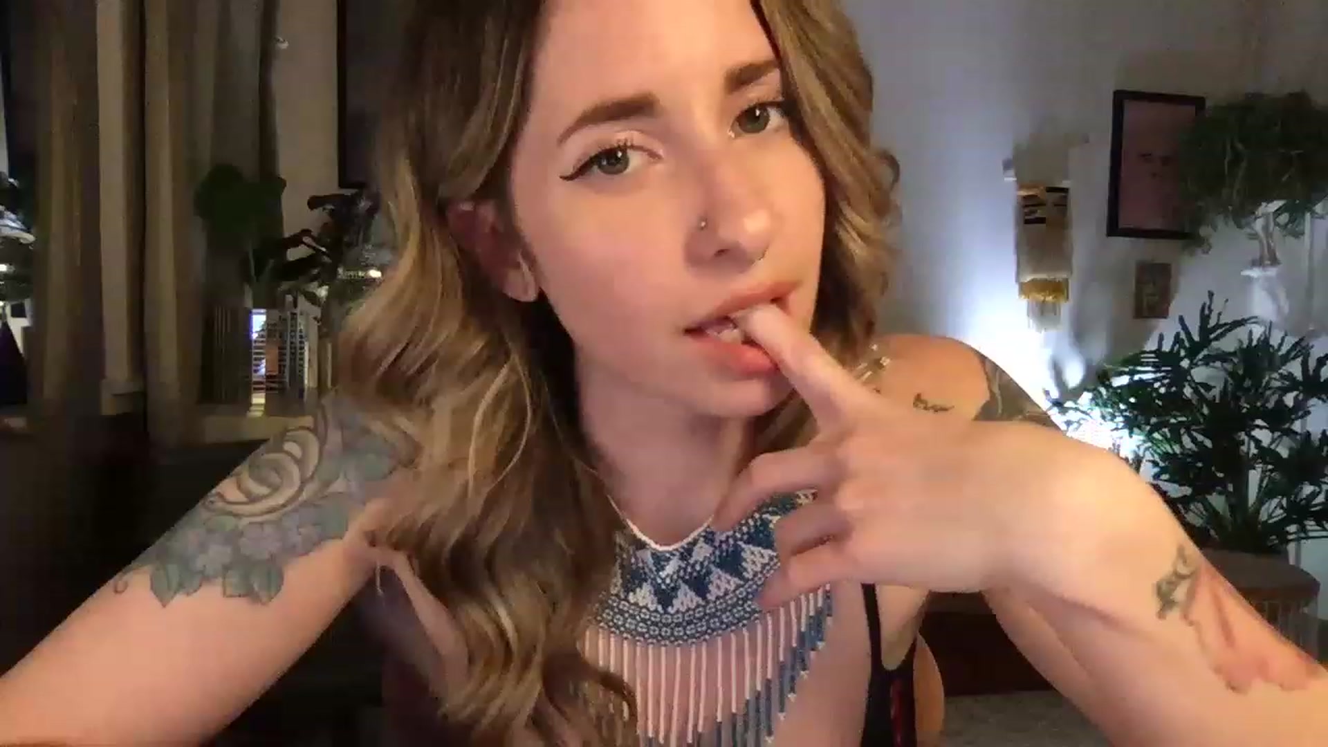 Gallery image thumbnail from PhoebeWoods's myfreecams stream on, 02/25/2023, 04:28 image 20 of 20