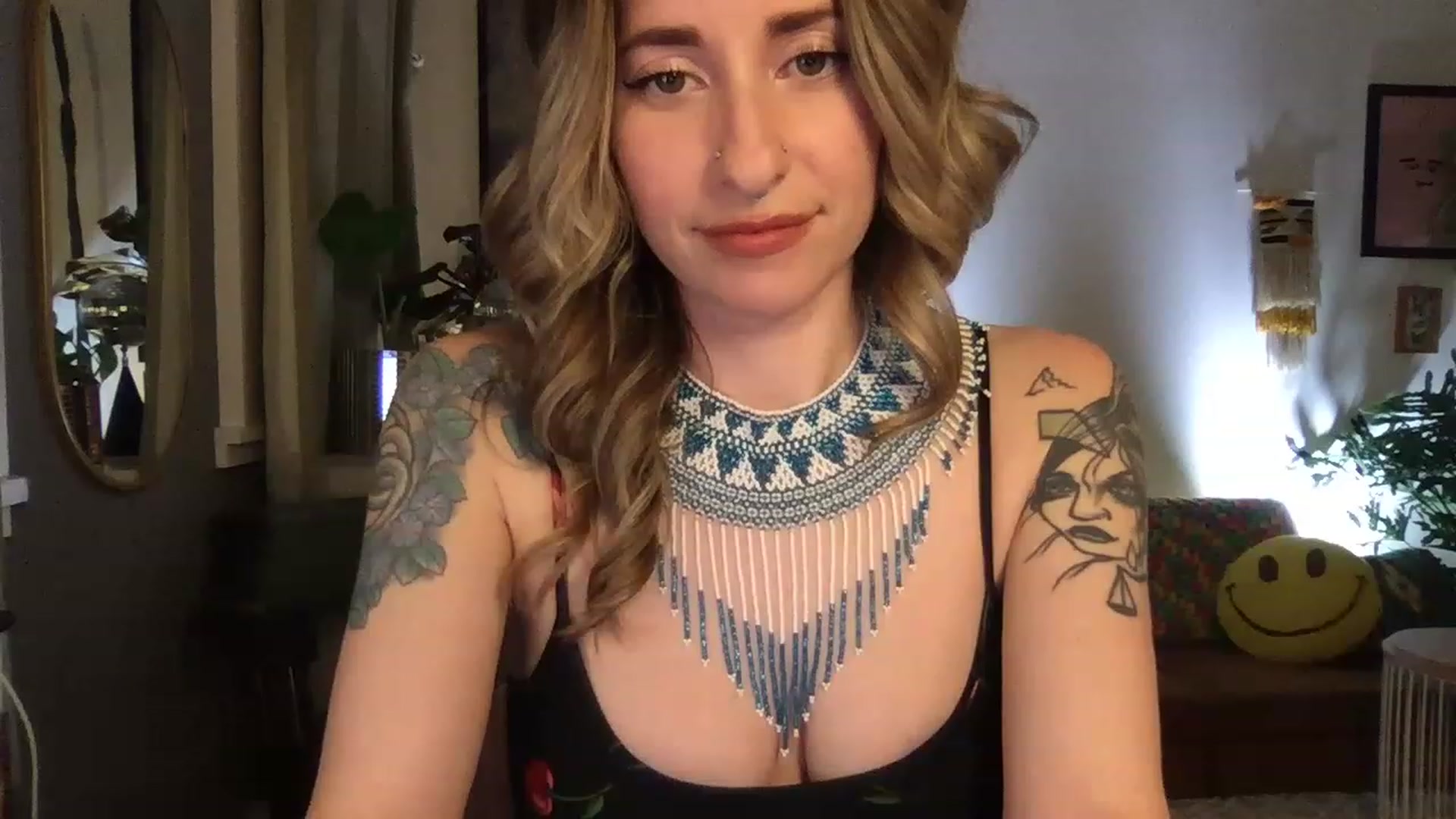 Gallery image thumbnail from PhoebeWoods's myfreecams stream on, 02/25/2023, 04:28 image 1 of 20