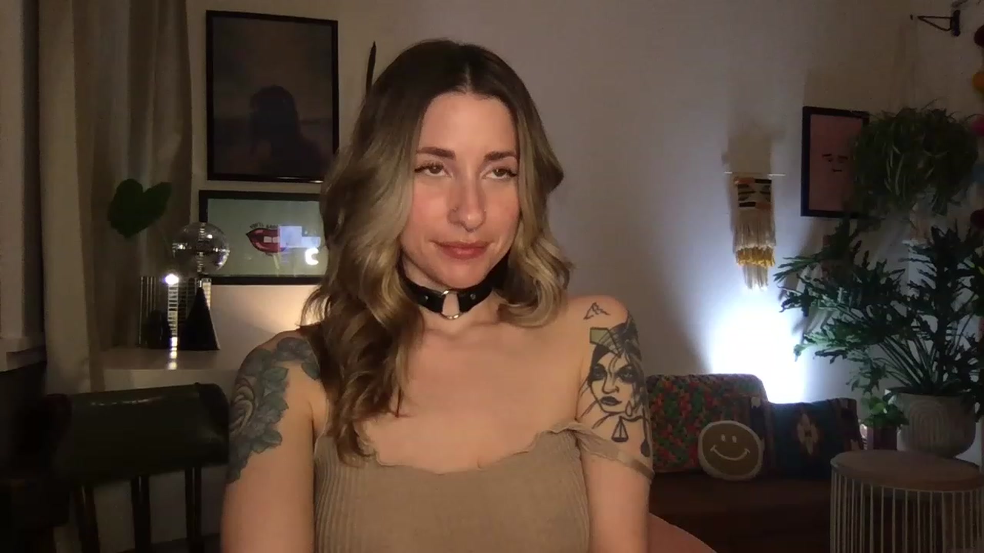 Gallery image thumbnail from PhoebeWoods's myfreecams stream on, 03/03/2023, 04:03 image 2 of 20