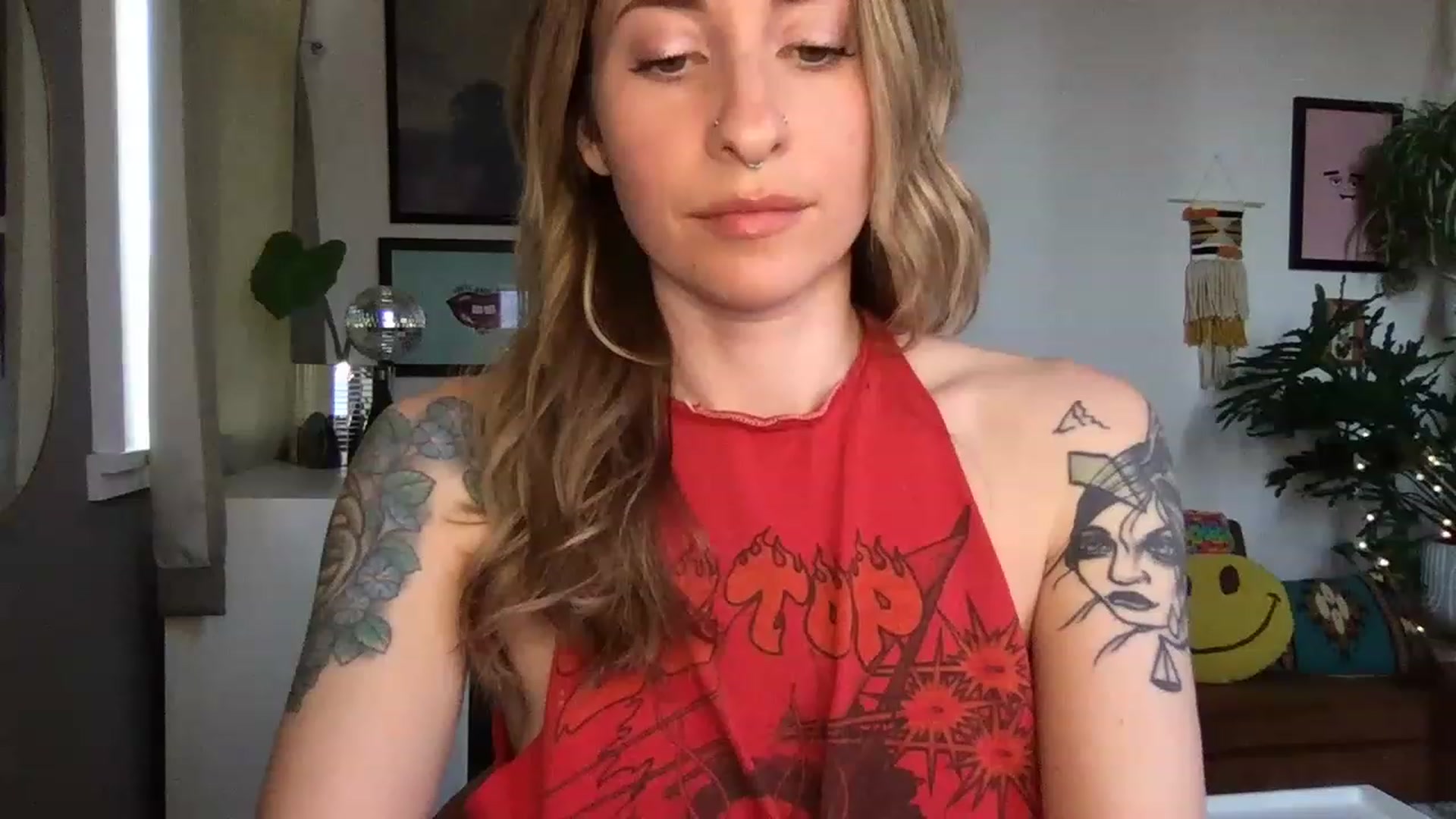 Gallery image thumbnail from PhoebeWoods's myfreecams stream on, 03/05/2023, 23:00 image 19 of 20