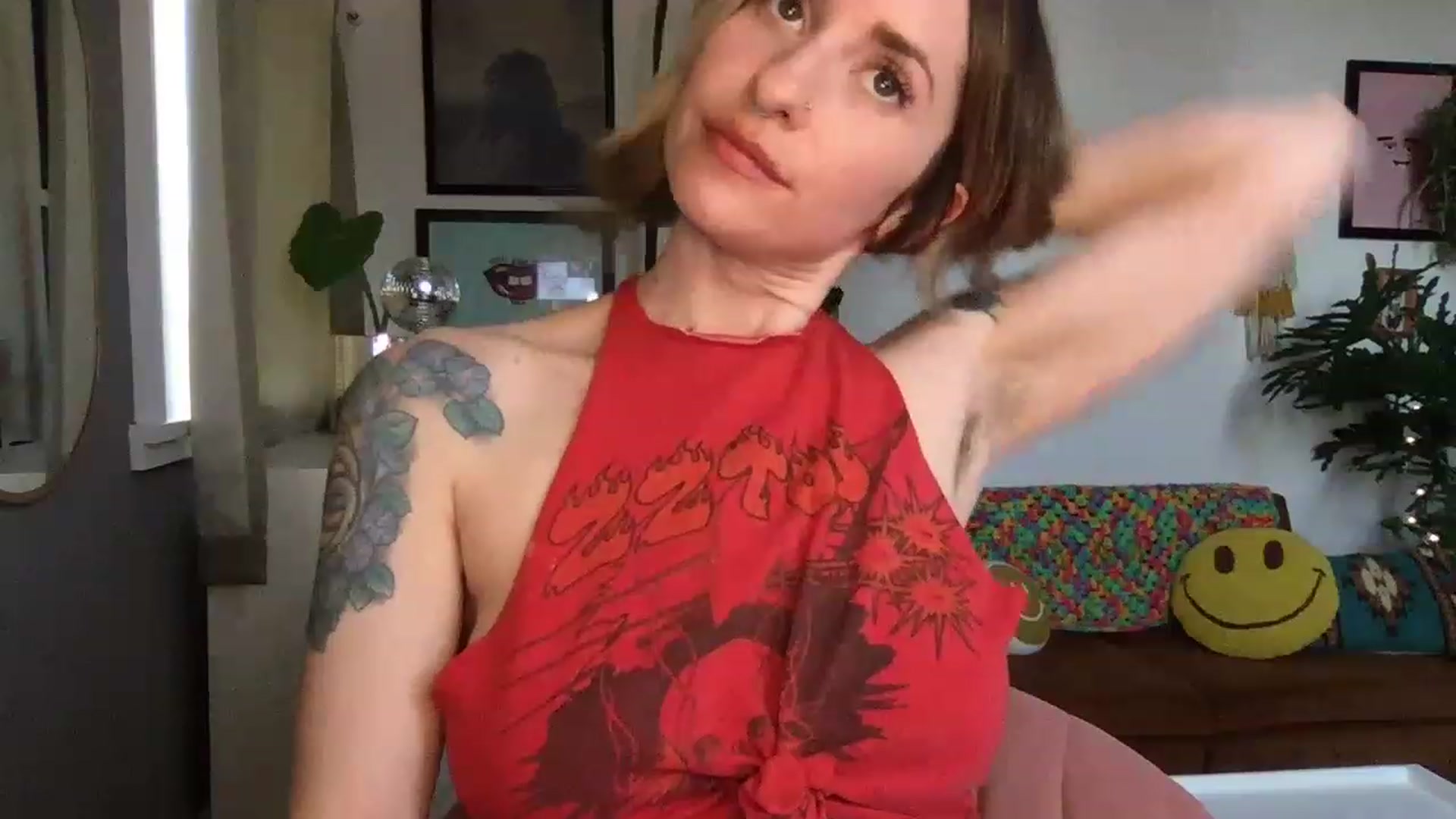 Gallery image thumbnail from PhoebeWoods's myfreecams stream on, 03/05/2023, 23:00 image 18 of 20