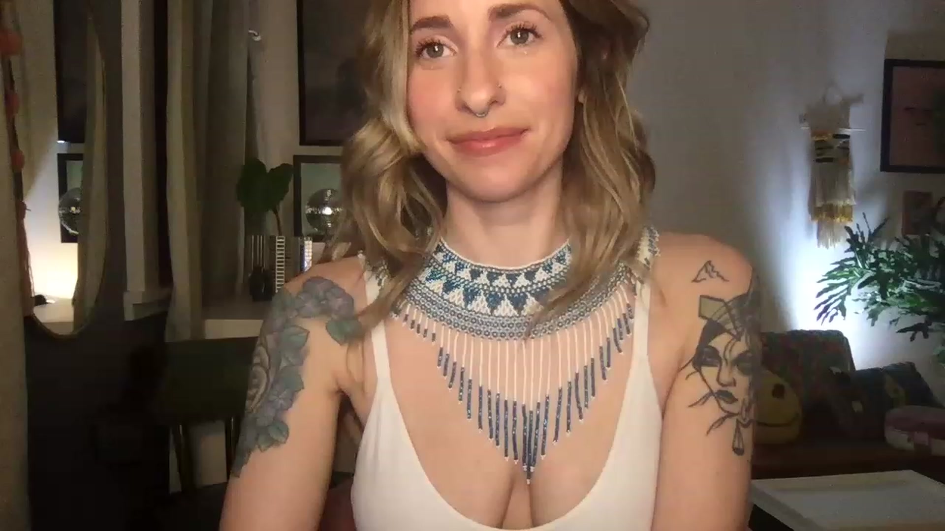 Gallery image thumbnail from PhoebeWoods's myfreecams stream on, 03/09/2023, 05:24 image 3 of 20