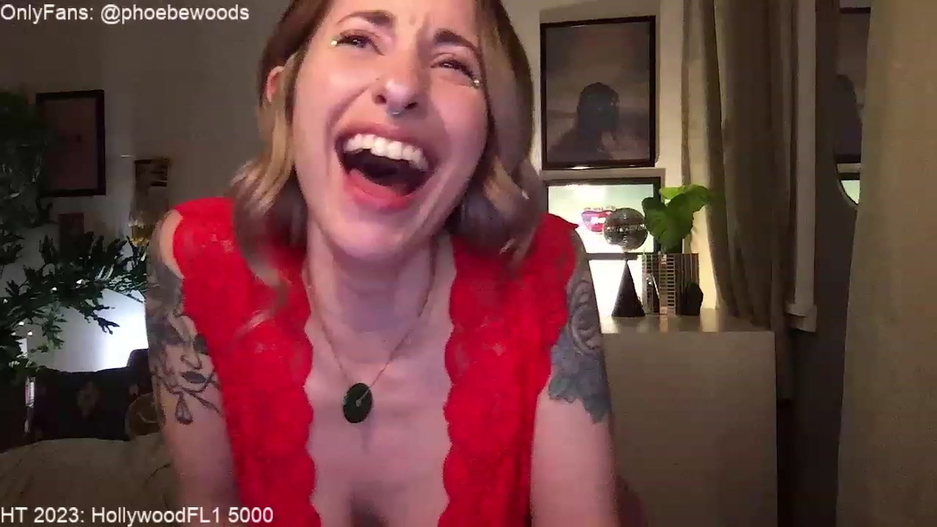 Gallery image thumbnail from PhoebeWoods's myfreecams stream on, 03/17/2023, 02:41 image 7 of 20