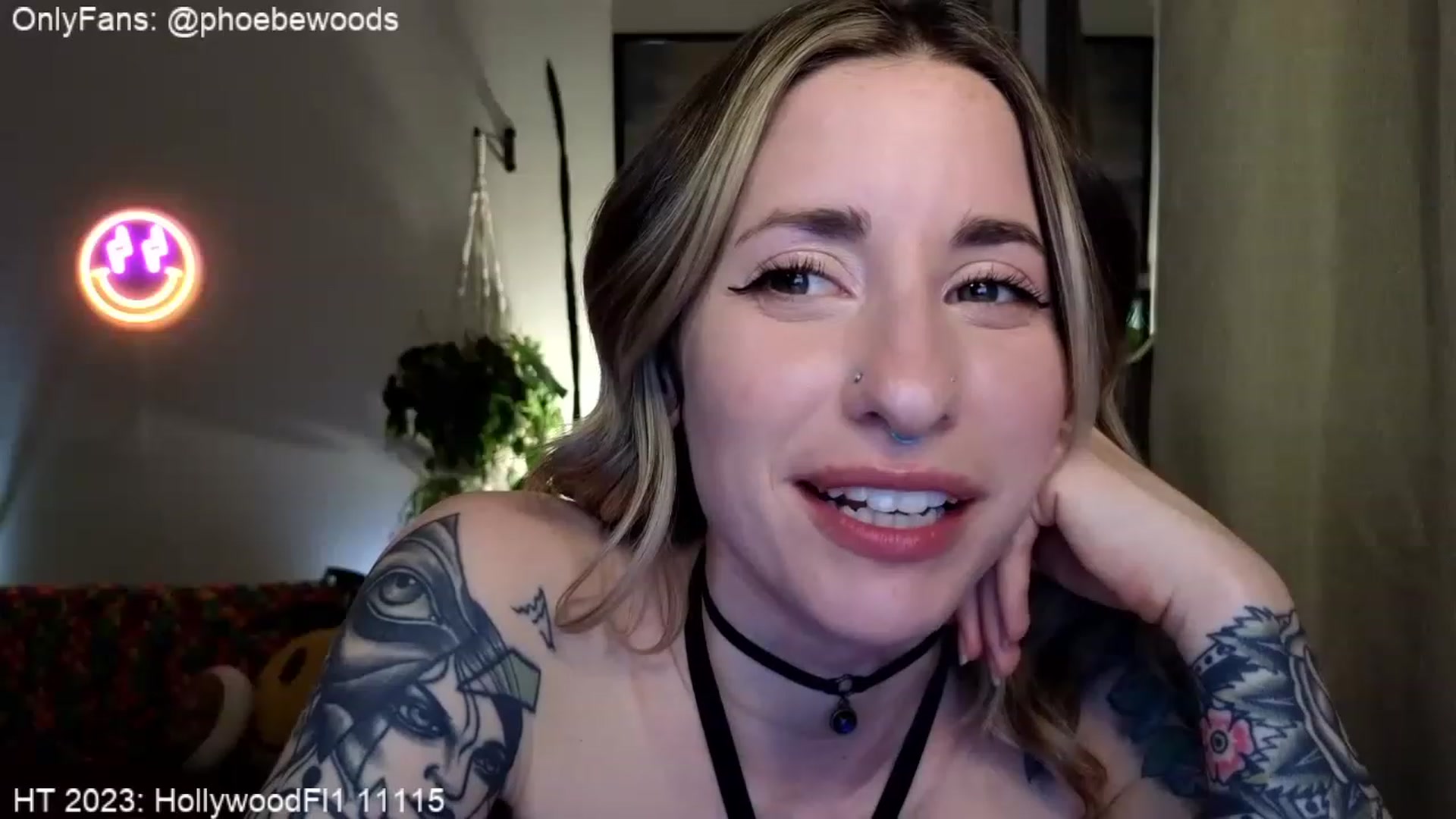 Gallery image thumbnail from PhoebeWoods's myfreecams stream on, 04/08/2023, 03:50 image 12 of 20