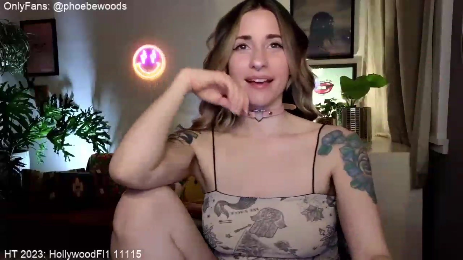 Gallery image thumbnail from PhoebeWoods's myfreecams stream on, 04/09/2023, 02:43 image 16 of 20