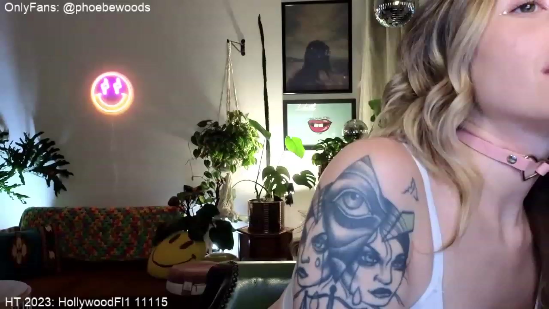 Gallery image thumbnail from PhoebeWoods's myfreecams stream on, 05/04/2023, 03:11 image 7 of 20