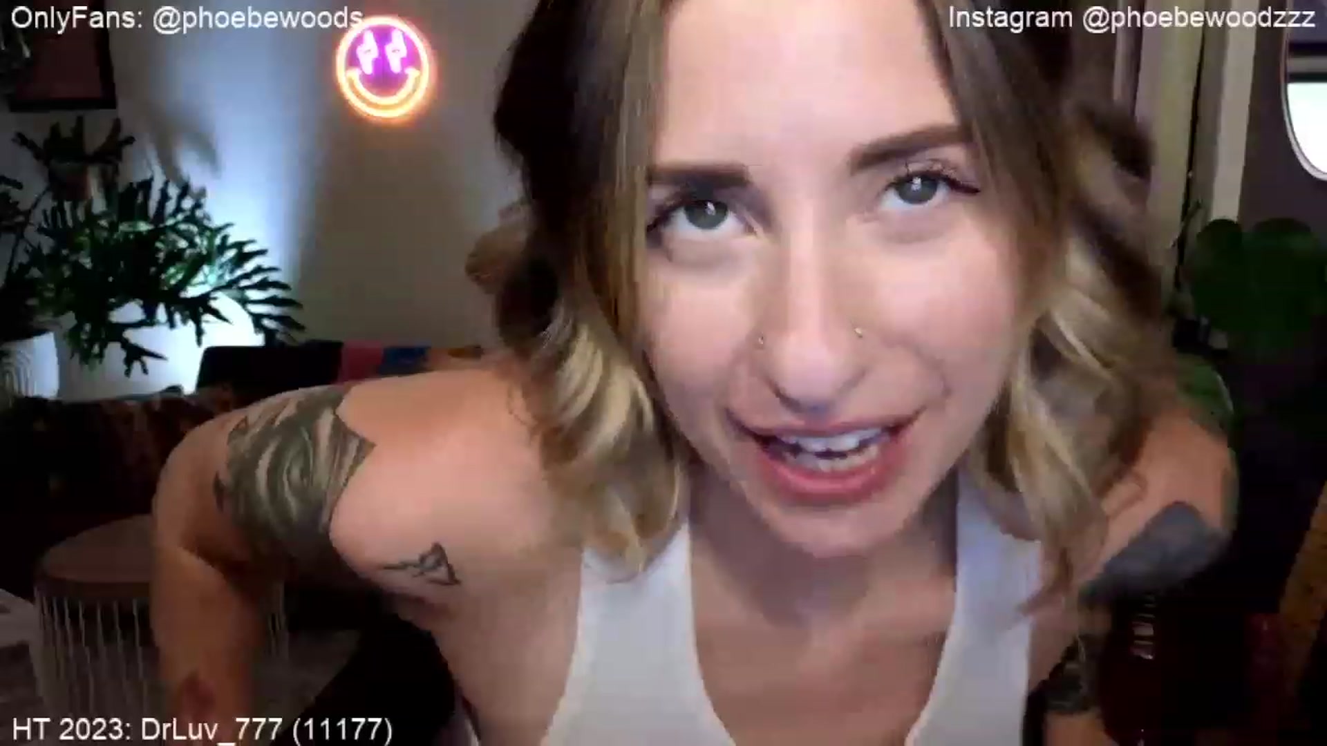 Gallery image thumbnail from PhoebeWoods's myfreecams stream on, 06/28/2023, 03:26 image 5 of 20