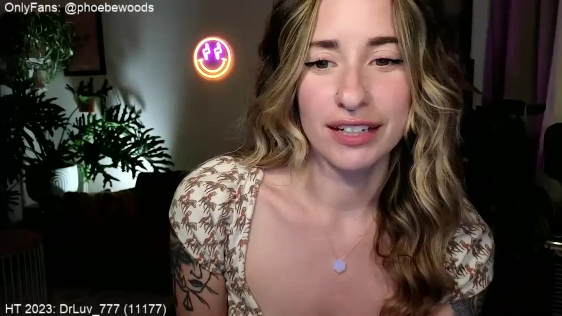 Gallery image thumbnail from PhoebeWoods's myfreecams stream on, 07/06/2023, 02:02 image 8 of 20