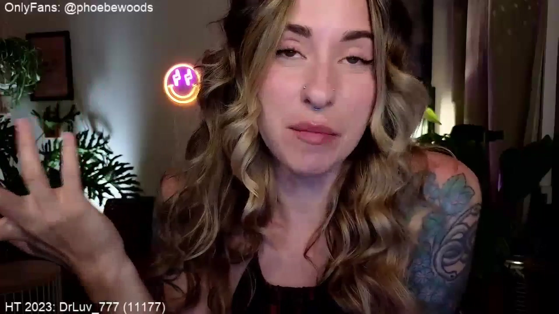 Gallery image thumbnail from PhoebeWoods's myfreecams stream on, 07/08/2023, 02:57 image 3 of 20
