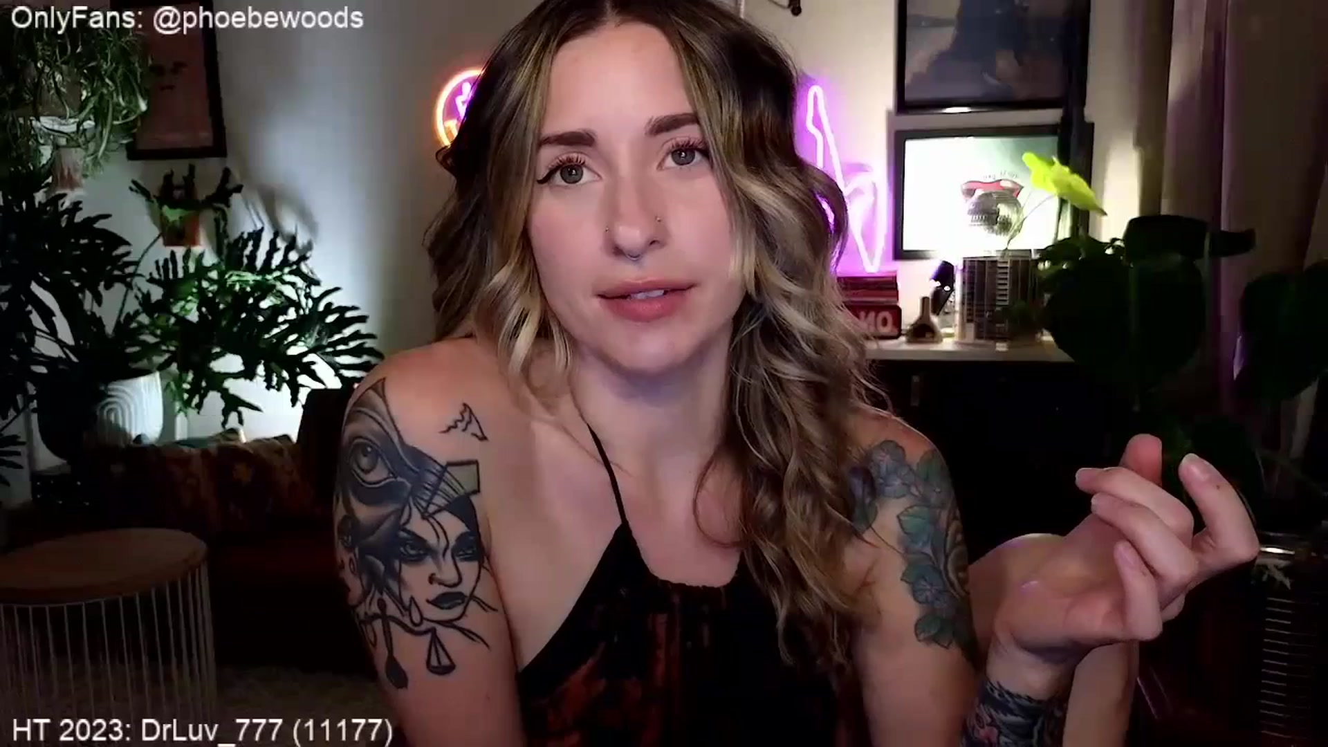 Gallery image thumbnail from PhoebeWoods's myfreecams stream on, 07/08/2023, 03:44 image 1 of 20