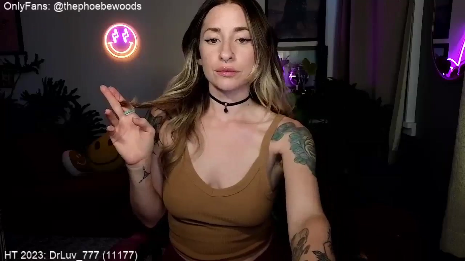 Gallery image thumbnail from PhoebeWoods's myfreecams stream on, 09/24/2023, 23:21 image 11 of 20