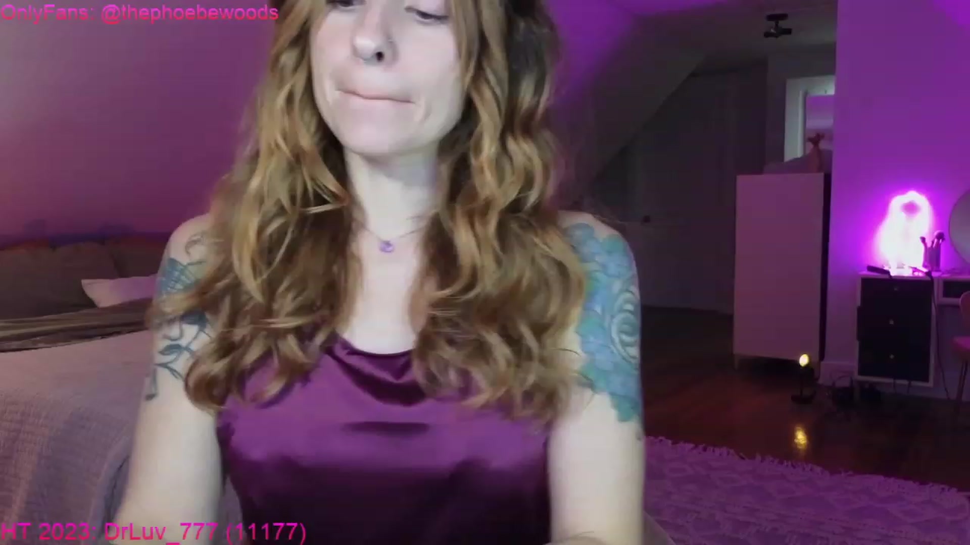 Gallery image thumbnail from PhoebeWoods's myfreecams stream on, 11/21/2023, 04:09 image 19 of 20