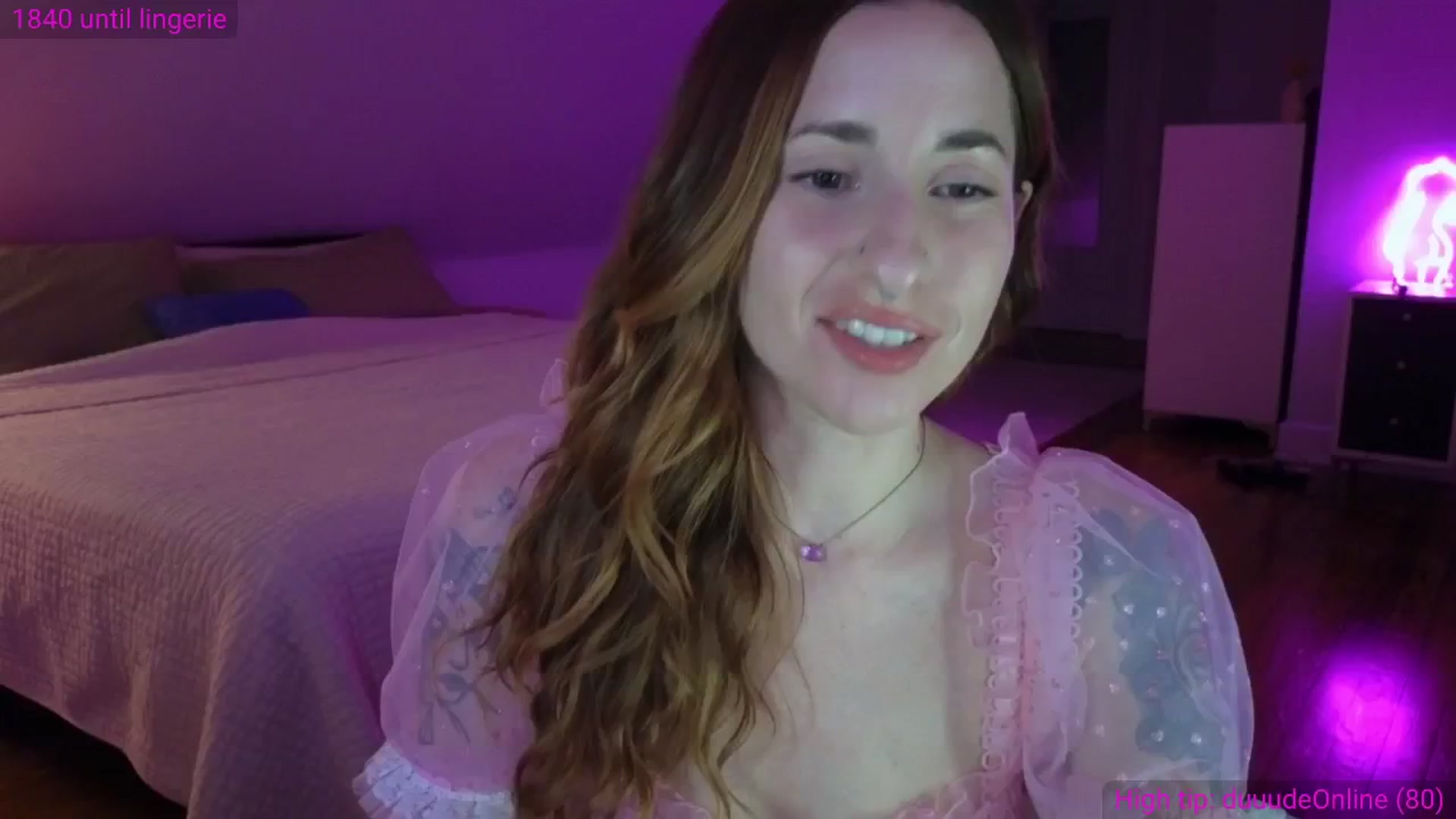 Gallery image thumbnail from PhoebeWoods's myfreecams stream on, 05/03/2024, 03:35 image 1 of 20