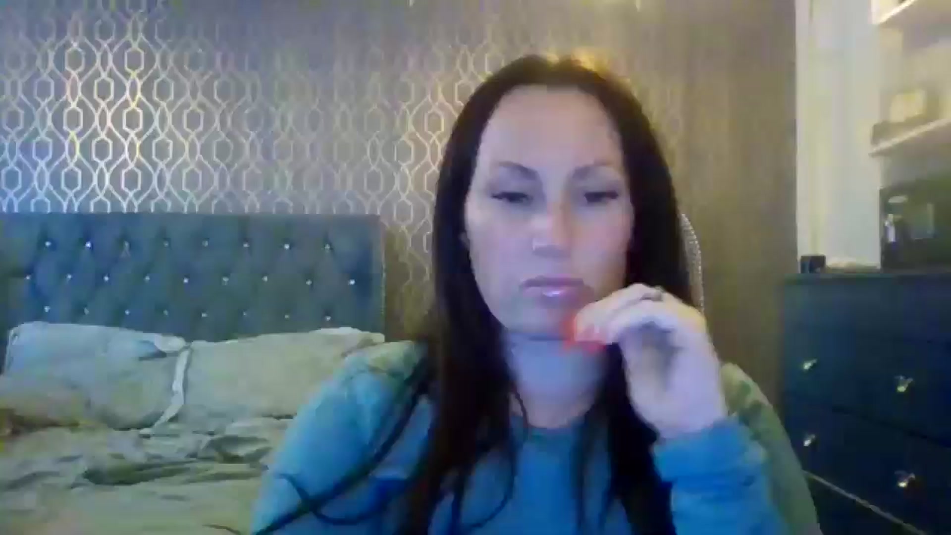 Gallery image thumbnail from Phoenix33's myfreecams stream on, 07/22/2024, 11:49 image 20 of 20