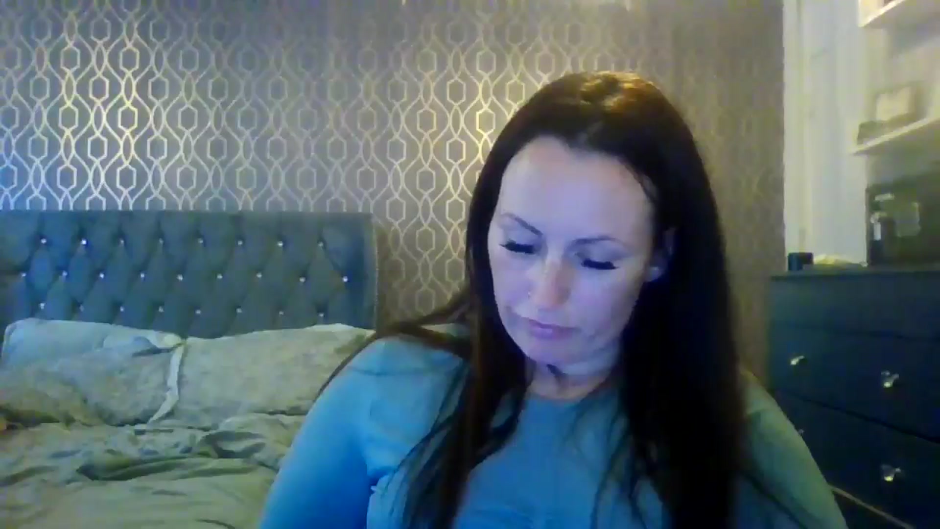 Gallery image thumbnail from Phoenix33's myfreecams stream on, 07/22/2024, 11:49 image 14 of 20