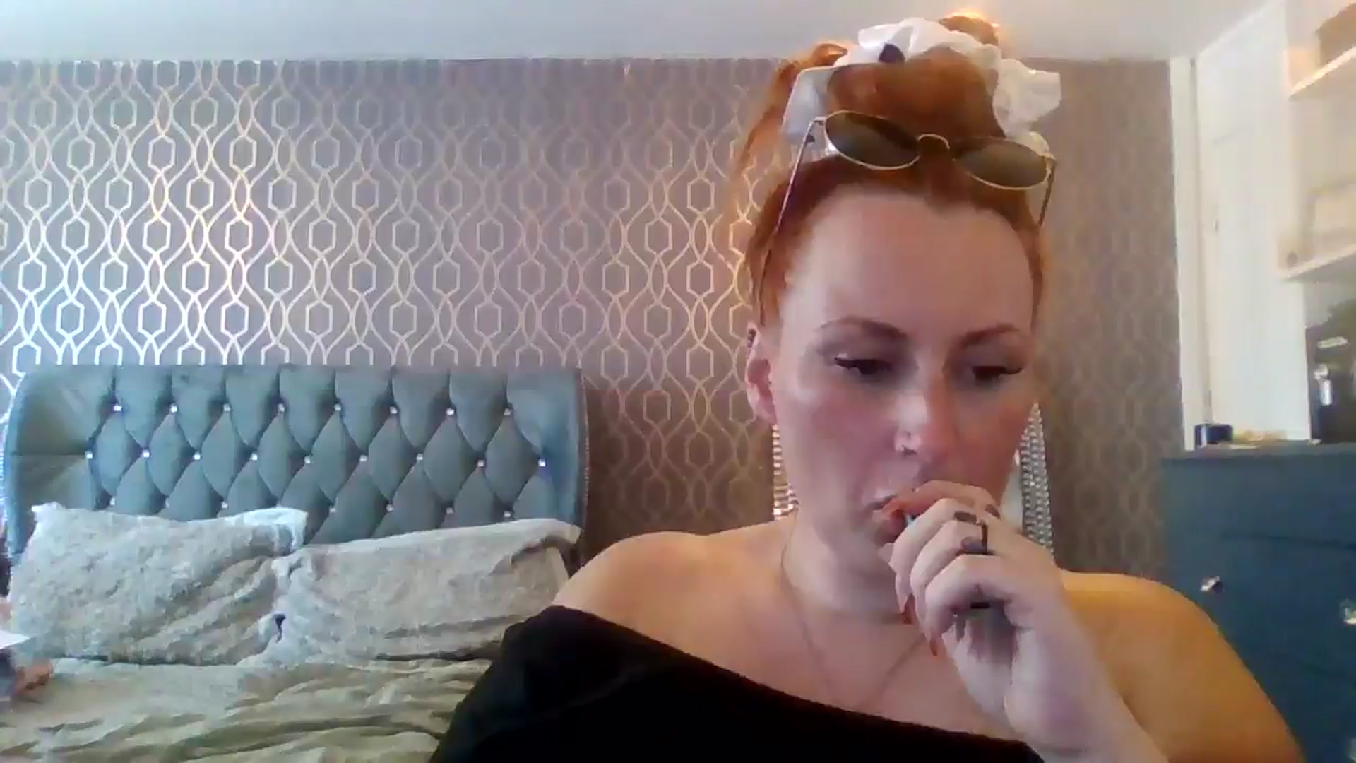 Gallery image thumbnail from Phoenix33's myfreecams stream on, 08/11/2024, 16:02 image 13 of 20