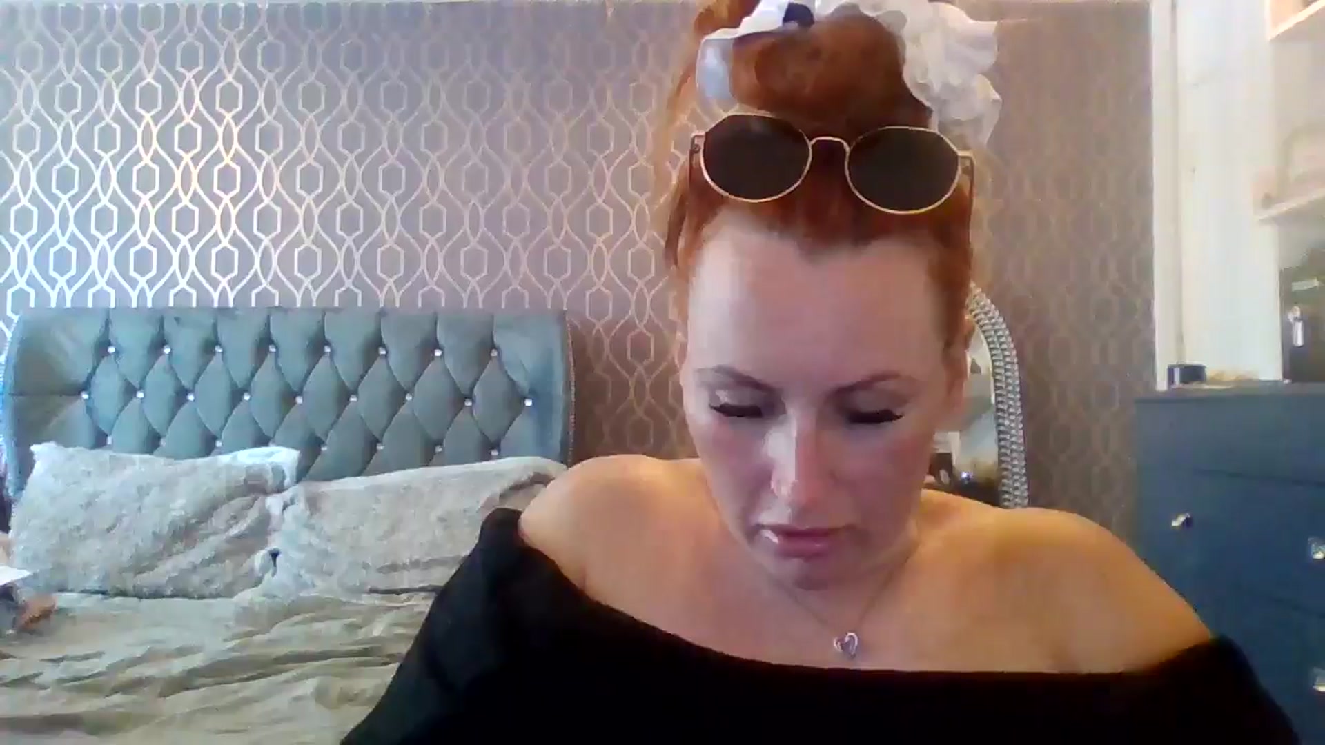 Gallery image thumbnail from Phoenix33's myfreecams stream on, 08/11/2024, 16:02 image 8 of 20