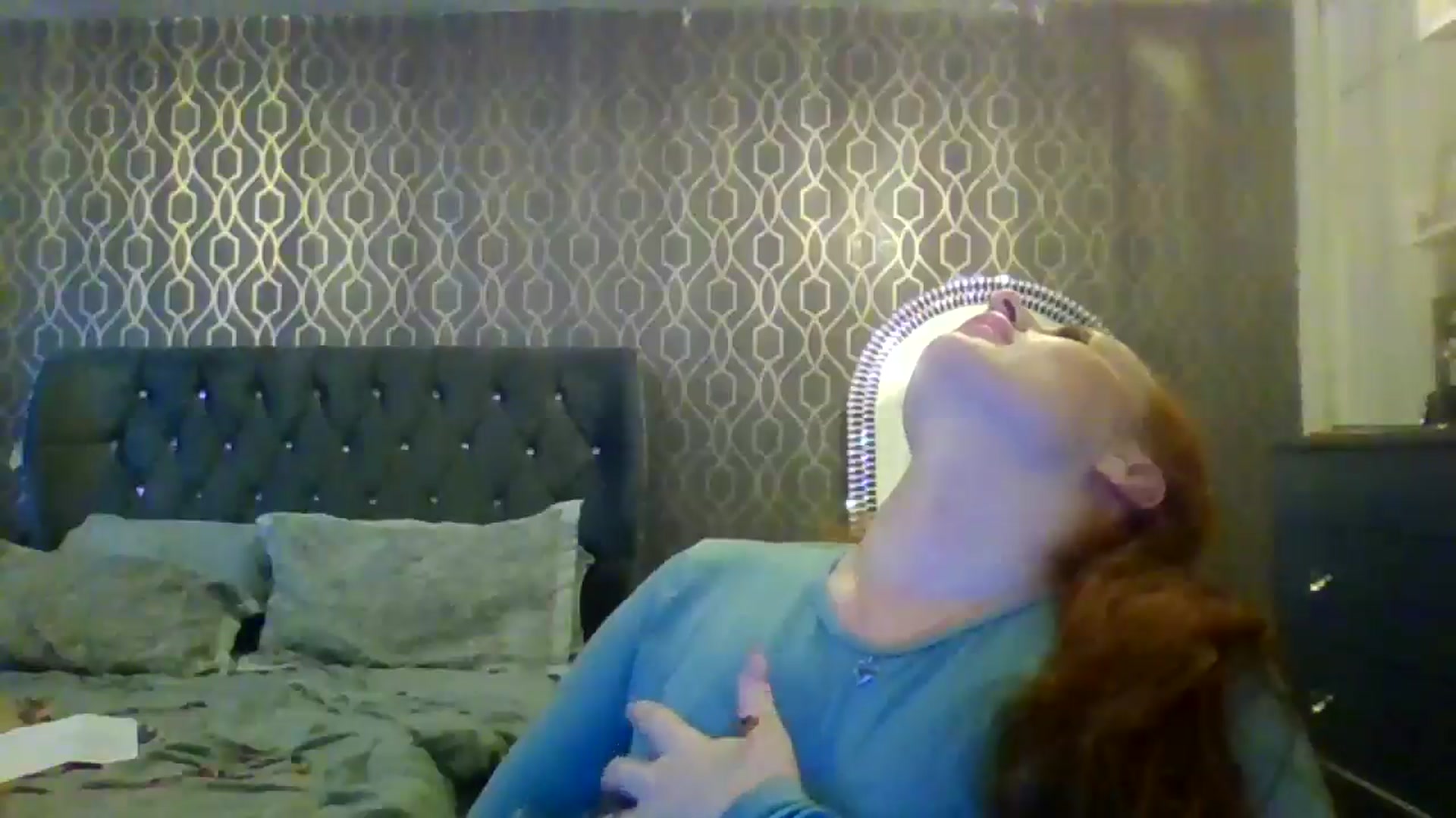 Gallery image thumbnail from Phoenix33's myfreecams stream on, 08/15/2024, 11:46 image 13 of 20