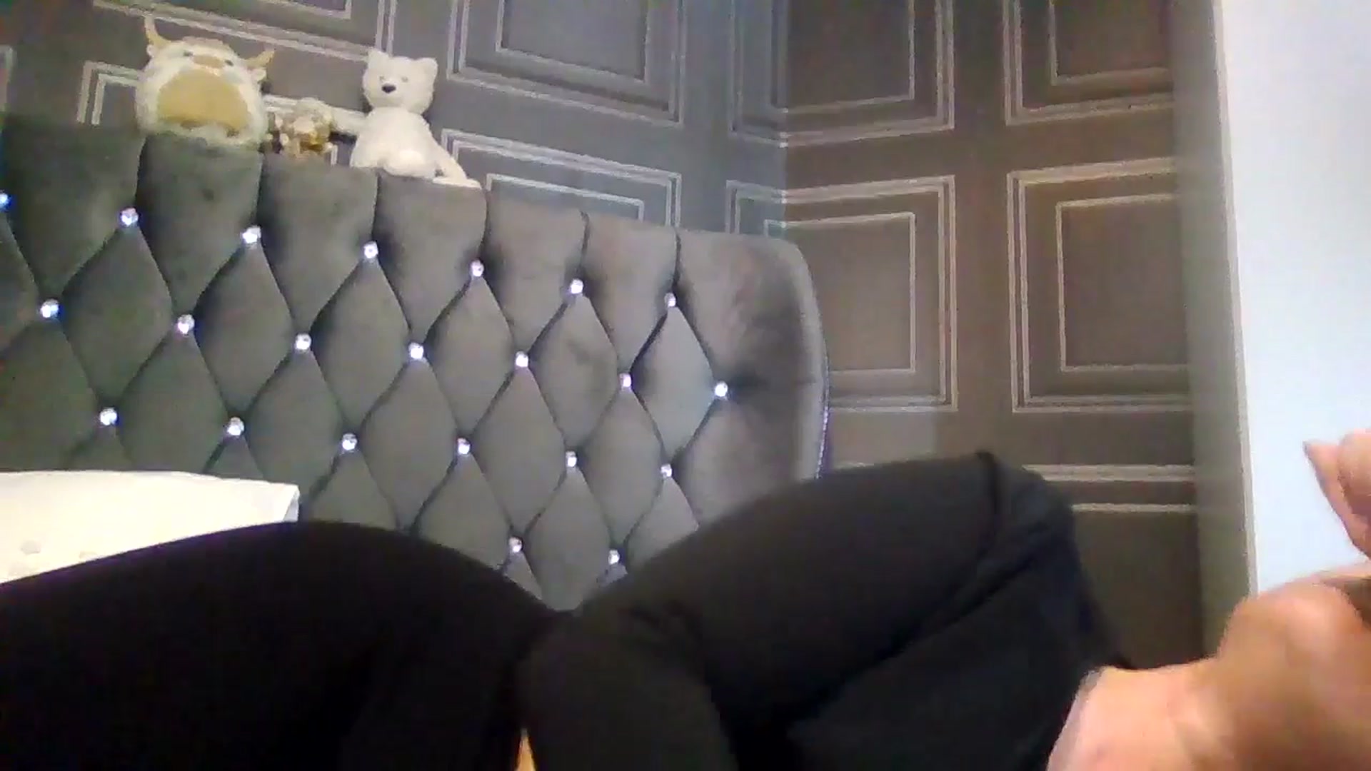 Gallery image thumbnail from Phoenix33's myfreecams stream on, 04/28/2025, 13:07 image 8 of 20