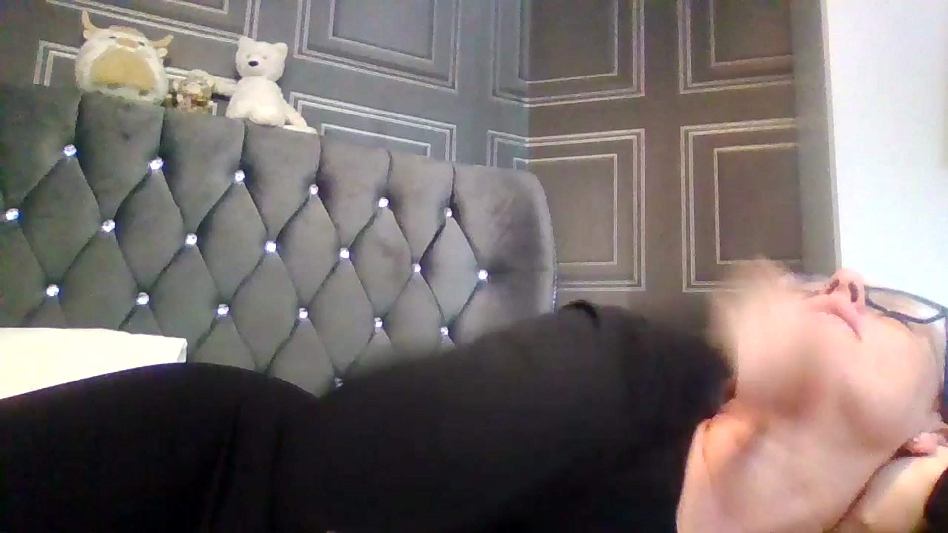Gallery image thumbnail from Phoenix33's myfreecams stream on, 04/28/2025, 13:07 image 6 of 20