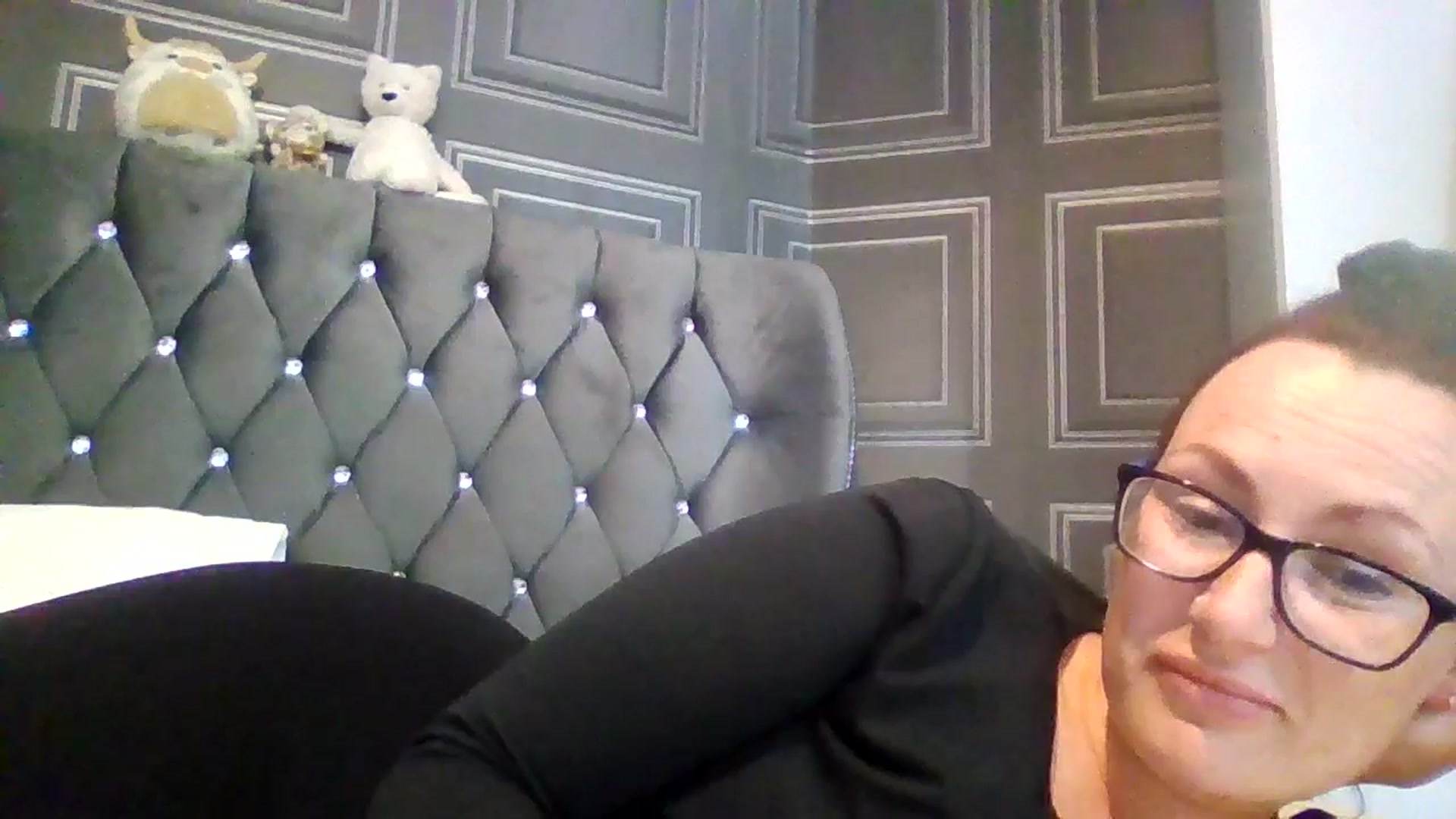 Gallery image thumbnail from Phoenix33's myfreecams stream on, 04/28/2025, 13:07 image 5 of 20