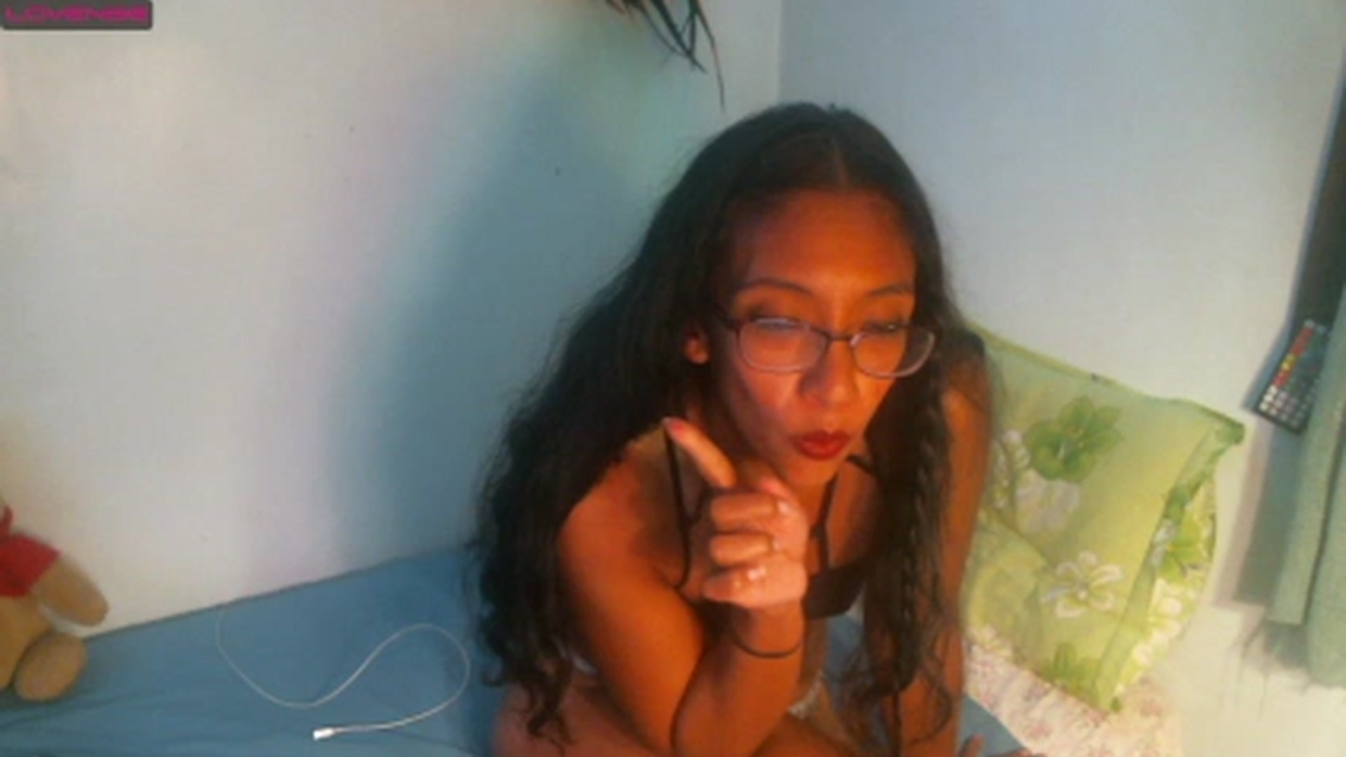 Gallery image thumbnail from PhoenixSaga's myfreecams stream on, 11/17/2022, 02:29 image 9 of 20