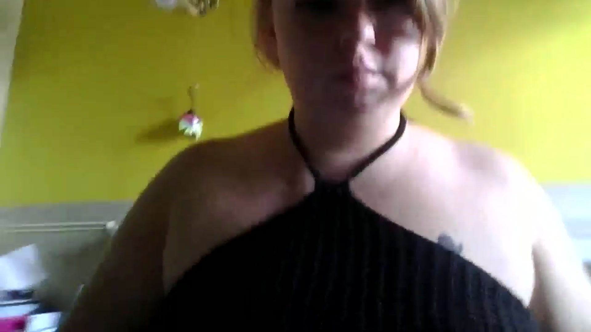 Gallery image thumbnail from Piddsmrandmrs's myfreecams stream on, 06/02/2024, 14:21 image 16 of 20