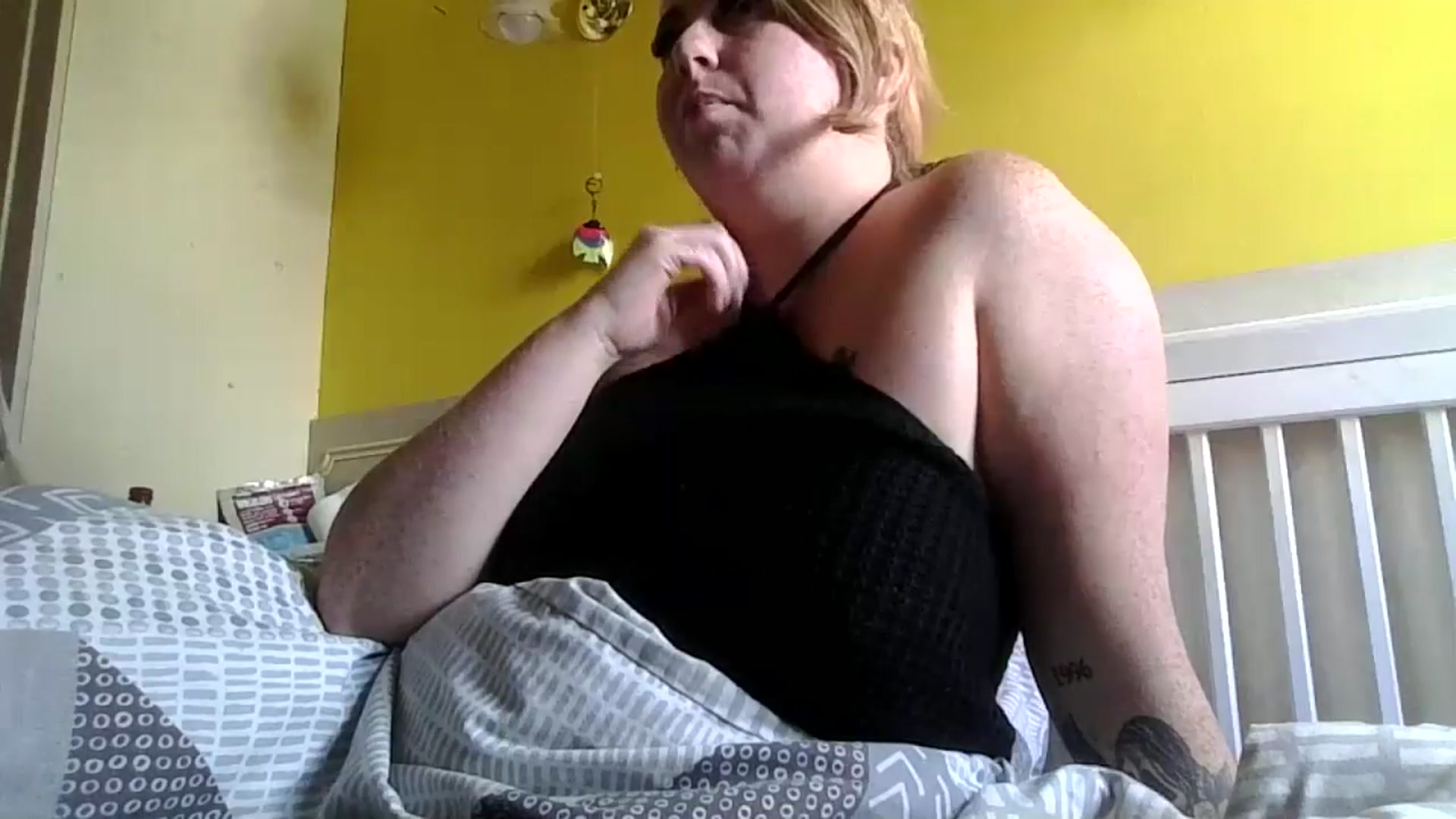 Gallery image thumbnail from Piddsmrandmrs's myfreecams stream on, 06/02/2024, 14:21 image 15 of 20