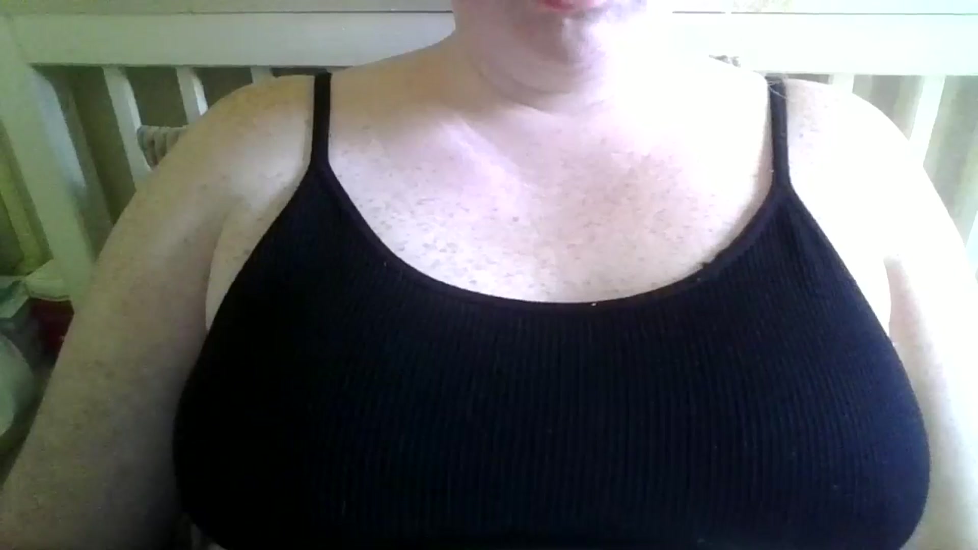 Gallery image thumbnail from Piddsmrandmrs's myfreecams stream on, 07/13/2024, 17:50 image 10 of 20