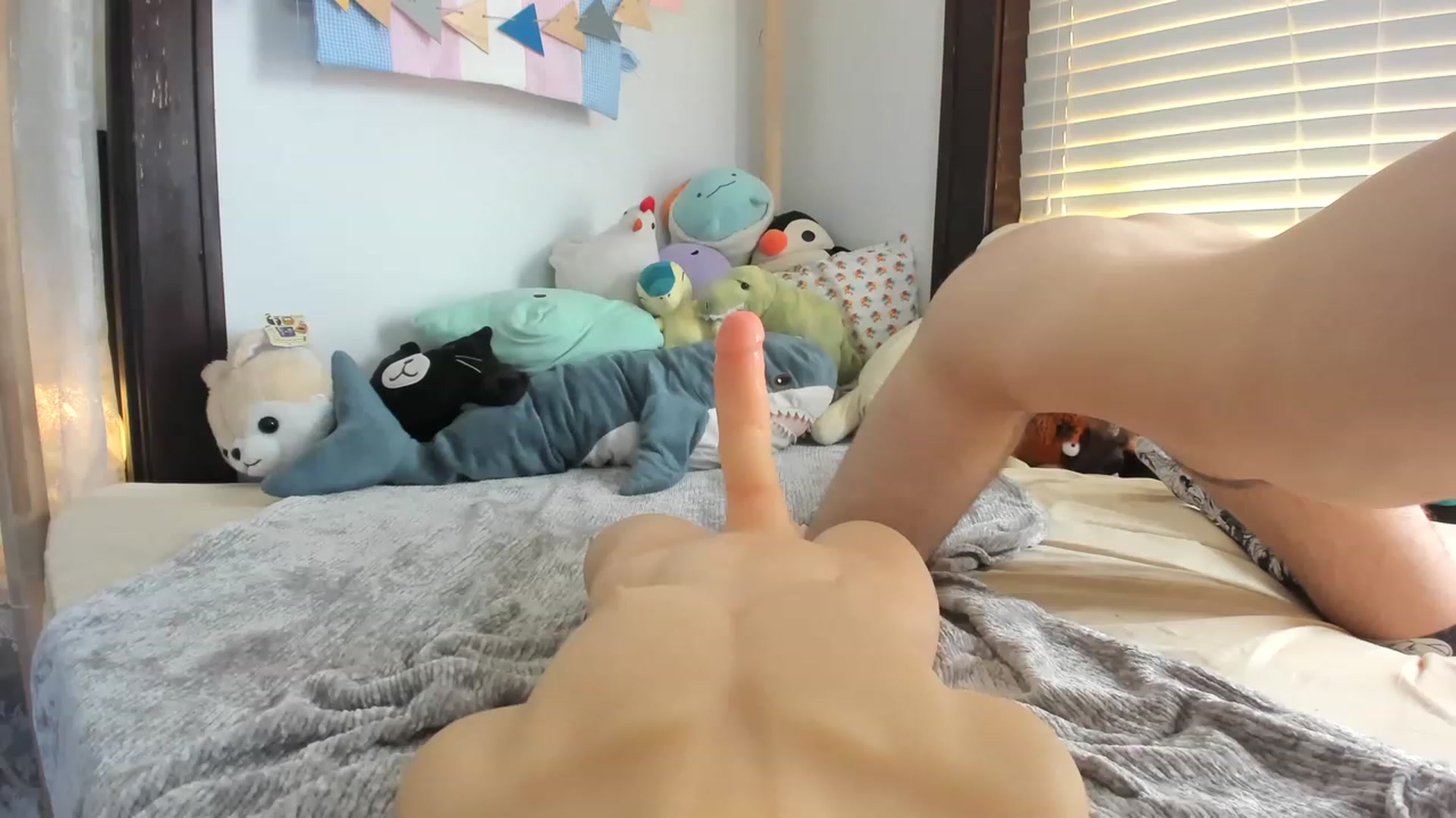Gallery image thumbnail from PieAllTheTime's myfreecams stream on, 06/04/2023, 24:00 image 13 of 20